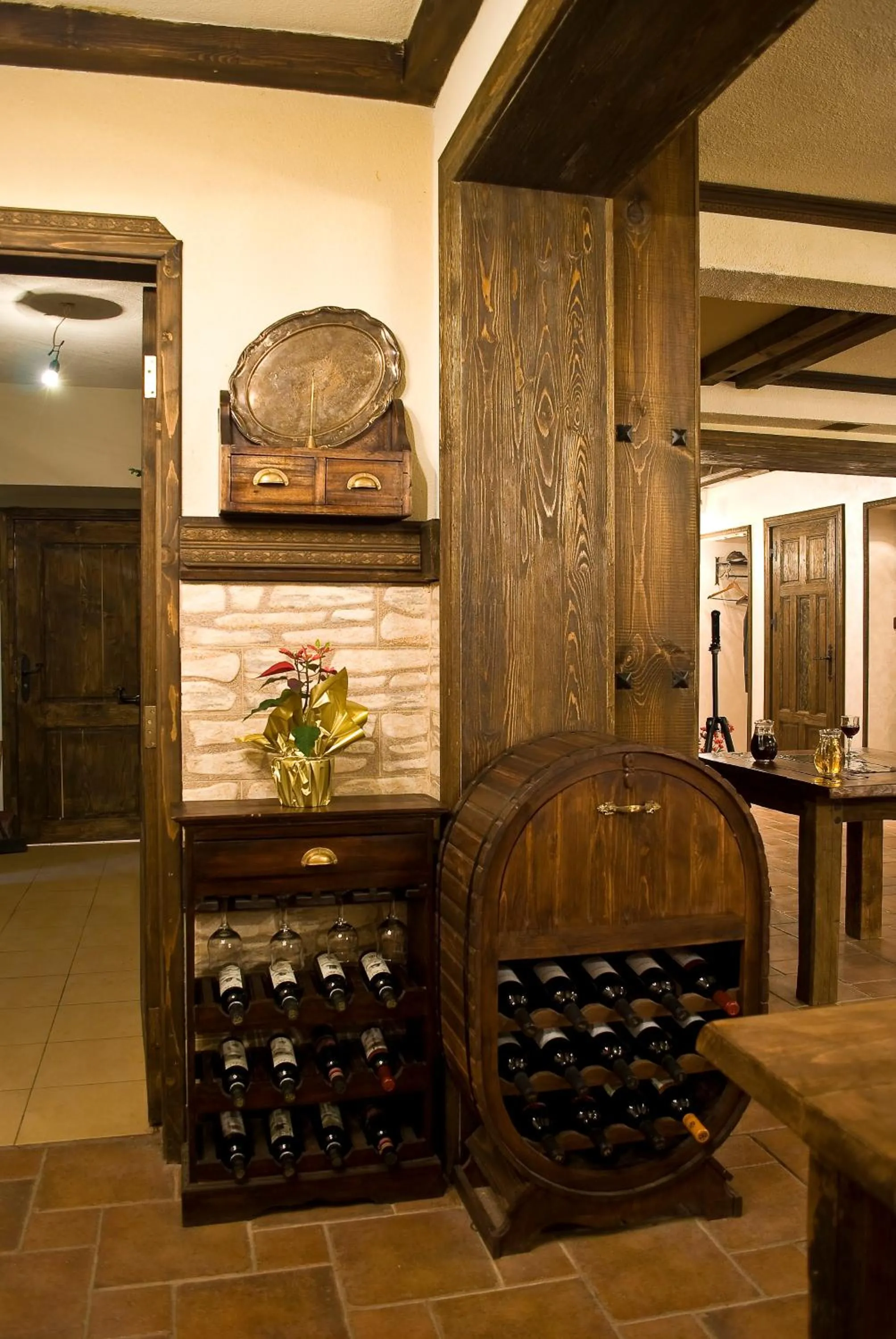 Alcoholic drinks in Complex Praveshki Hanove