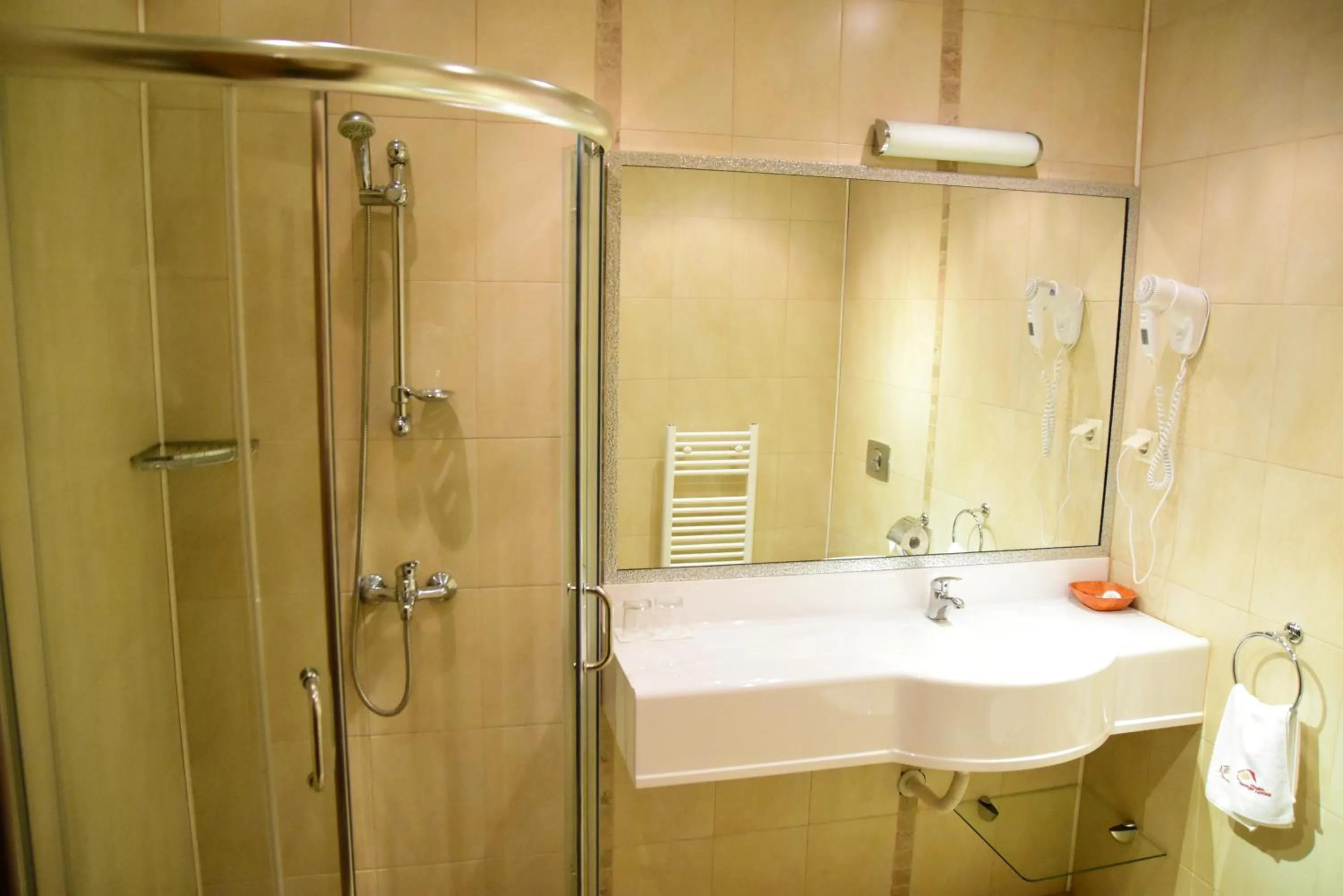 Bathroom in Complex Praveshki Hanove