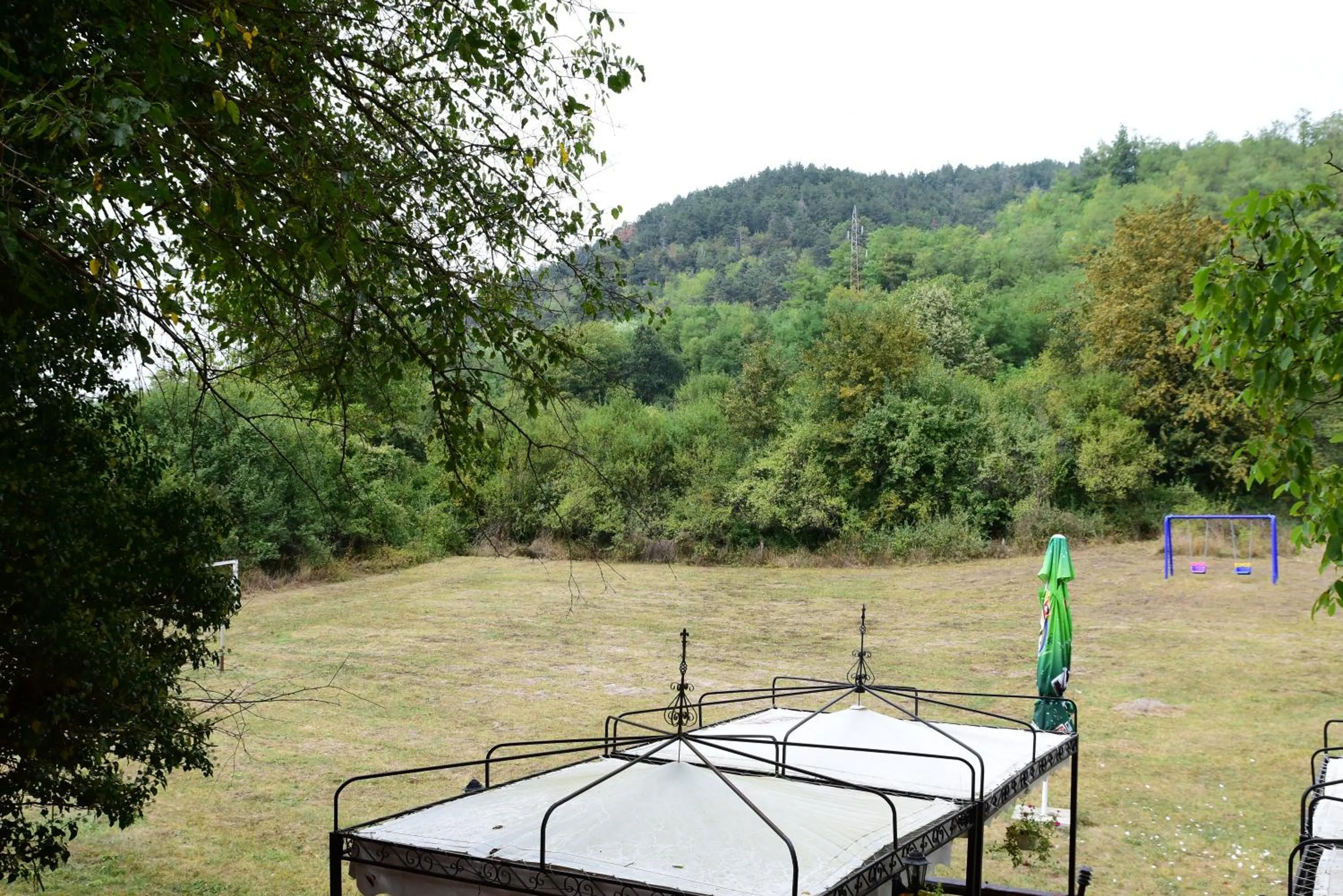 Patio in Complex Praveshki Hanove