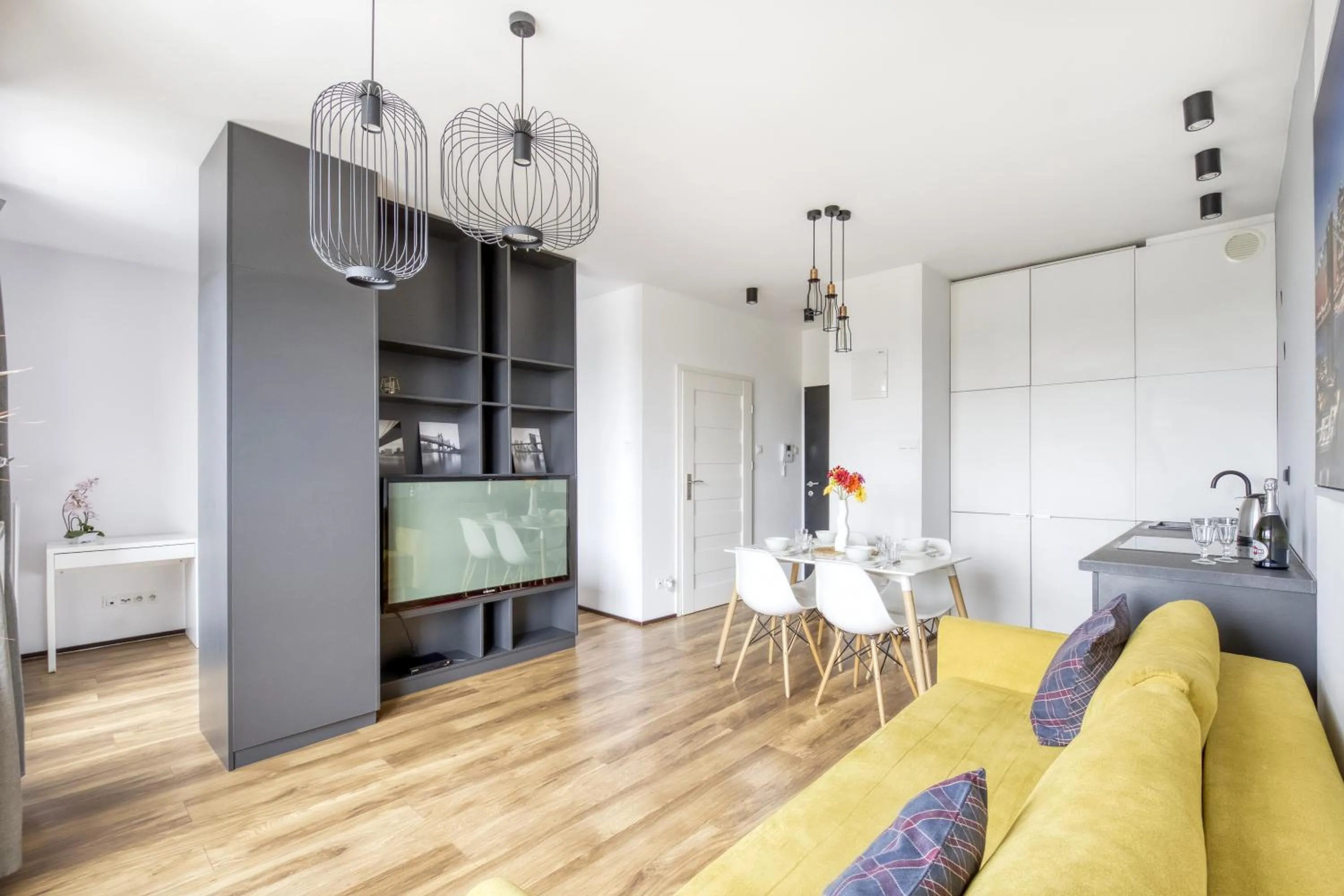 Living room in Warsaw Night Apartments Giełdowa