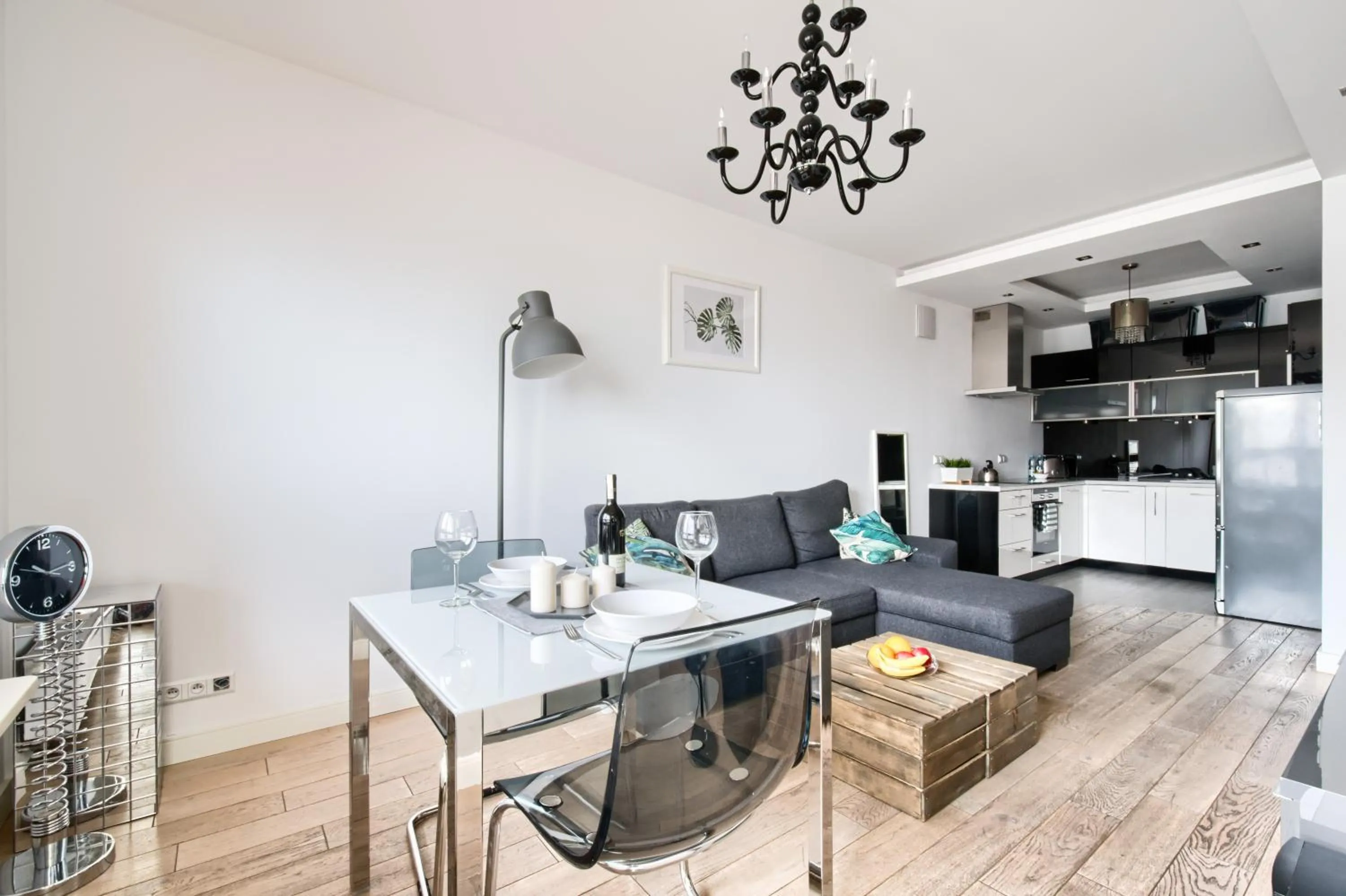 Kitchen or kitchenette in Warsaw Night Apartments Giełdowa