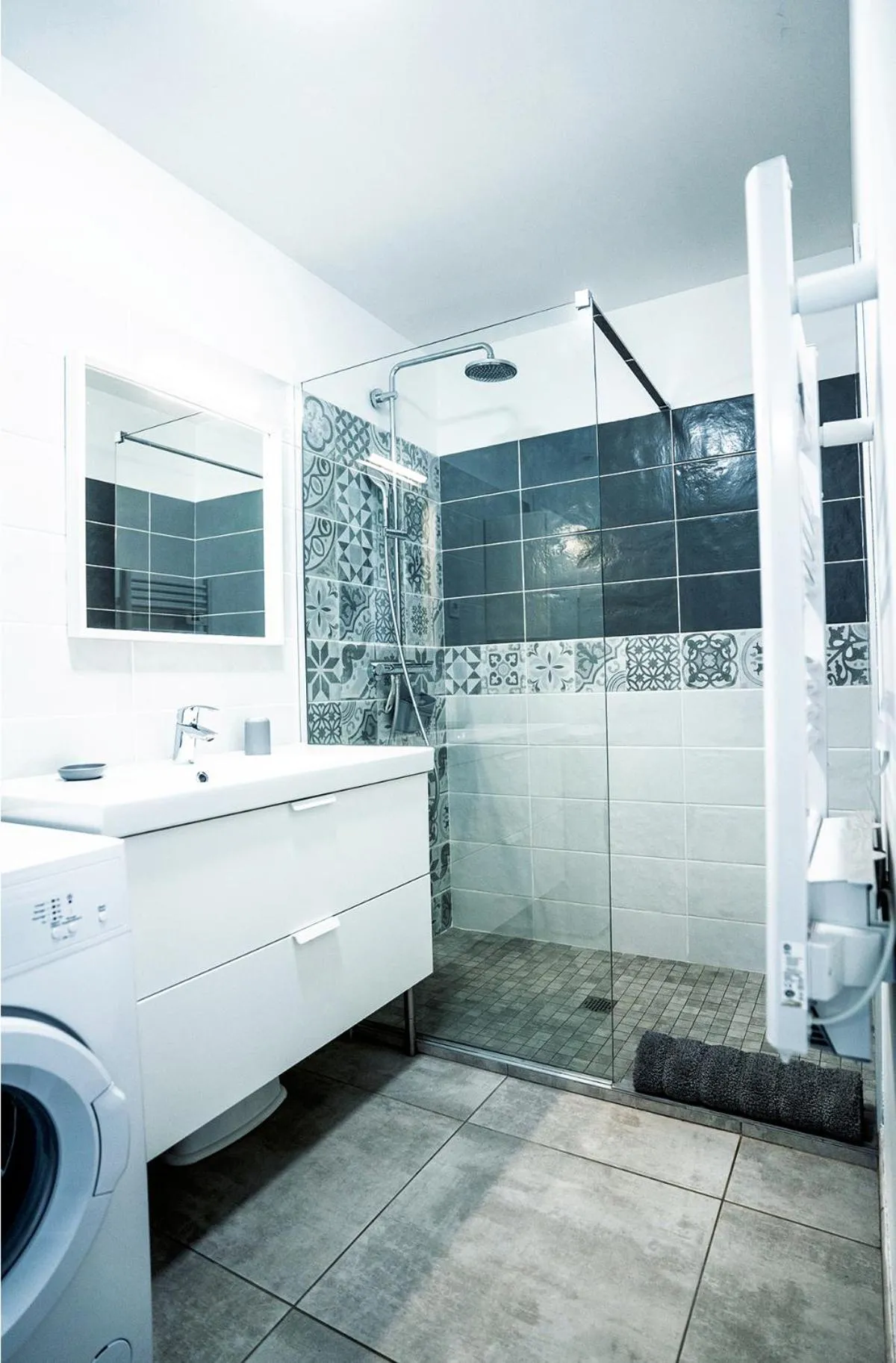 Bathroom in Sous Les Pins gîtes et chambres d'hôtes
