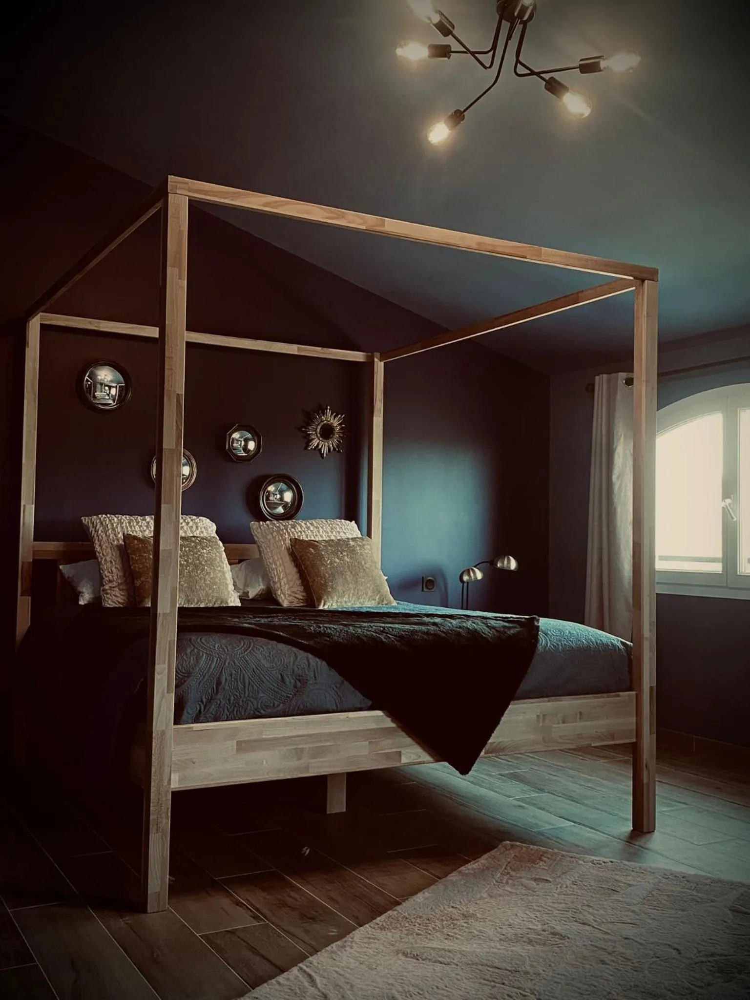 Bedroom, Bed in Sous Les Pins gîtes et chambres d'hôtes