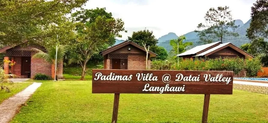Property logo or sign in Padimas Villa @Datai Valley