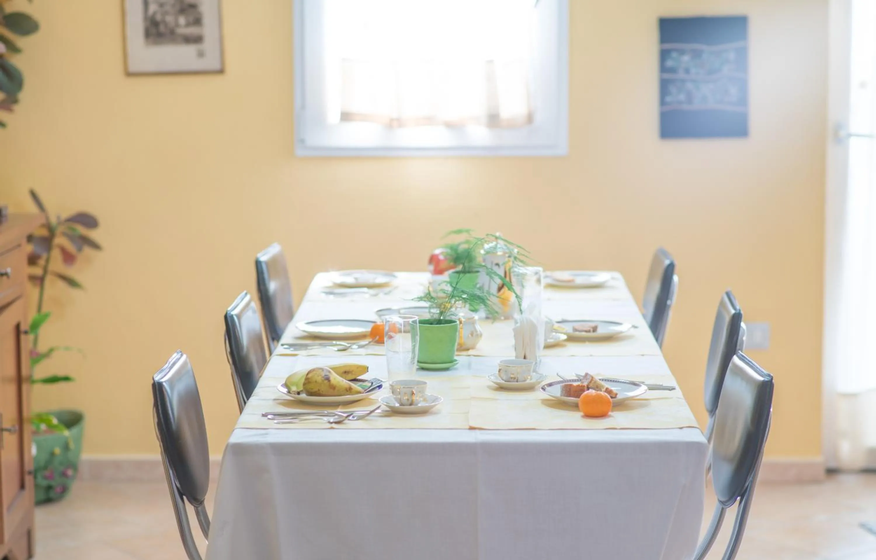 Restaurant/places to eat in B&B Nell'Isola