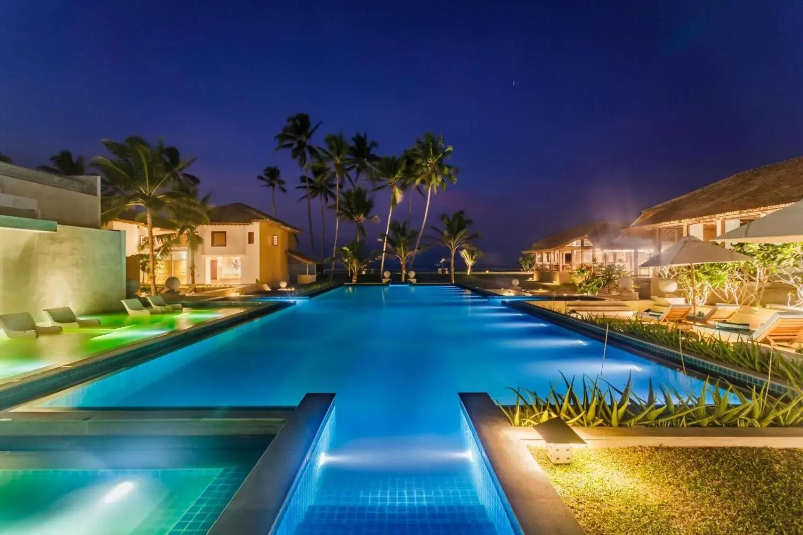 Swimming pool in Wattura Resort & Spa Swimming pool in Wattura Resort & Spa