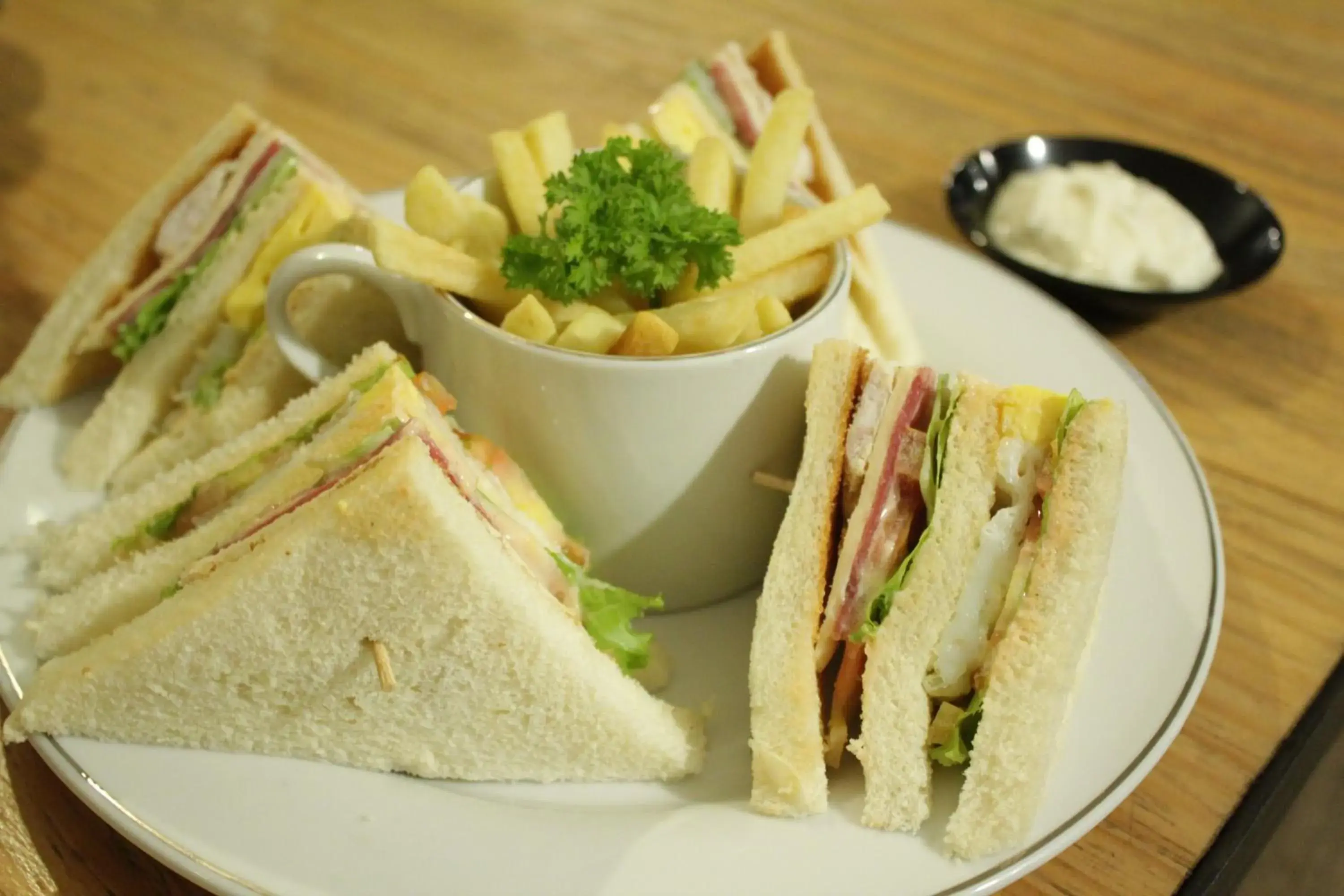 Restaurant/places to eat in The Kresna Hotel Restaurant/places to eat in The Kresna Hotel