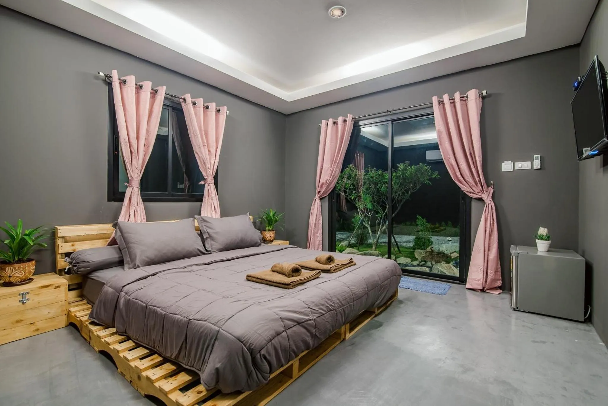 Photo of the whole room, Bed in Hua Hin Lae I Aoon