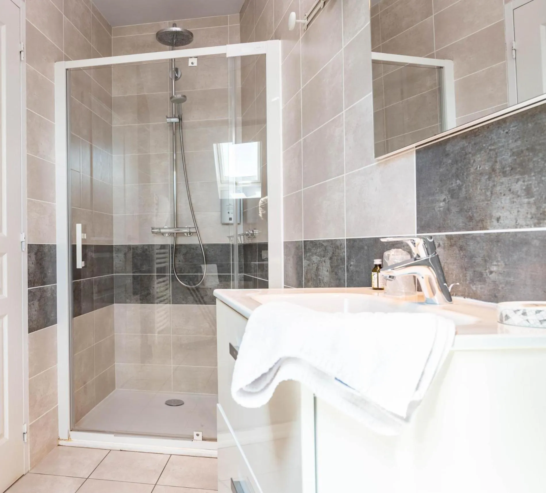 Logis hotel-restaurant les collines 59 route des crêtes