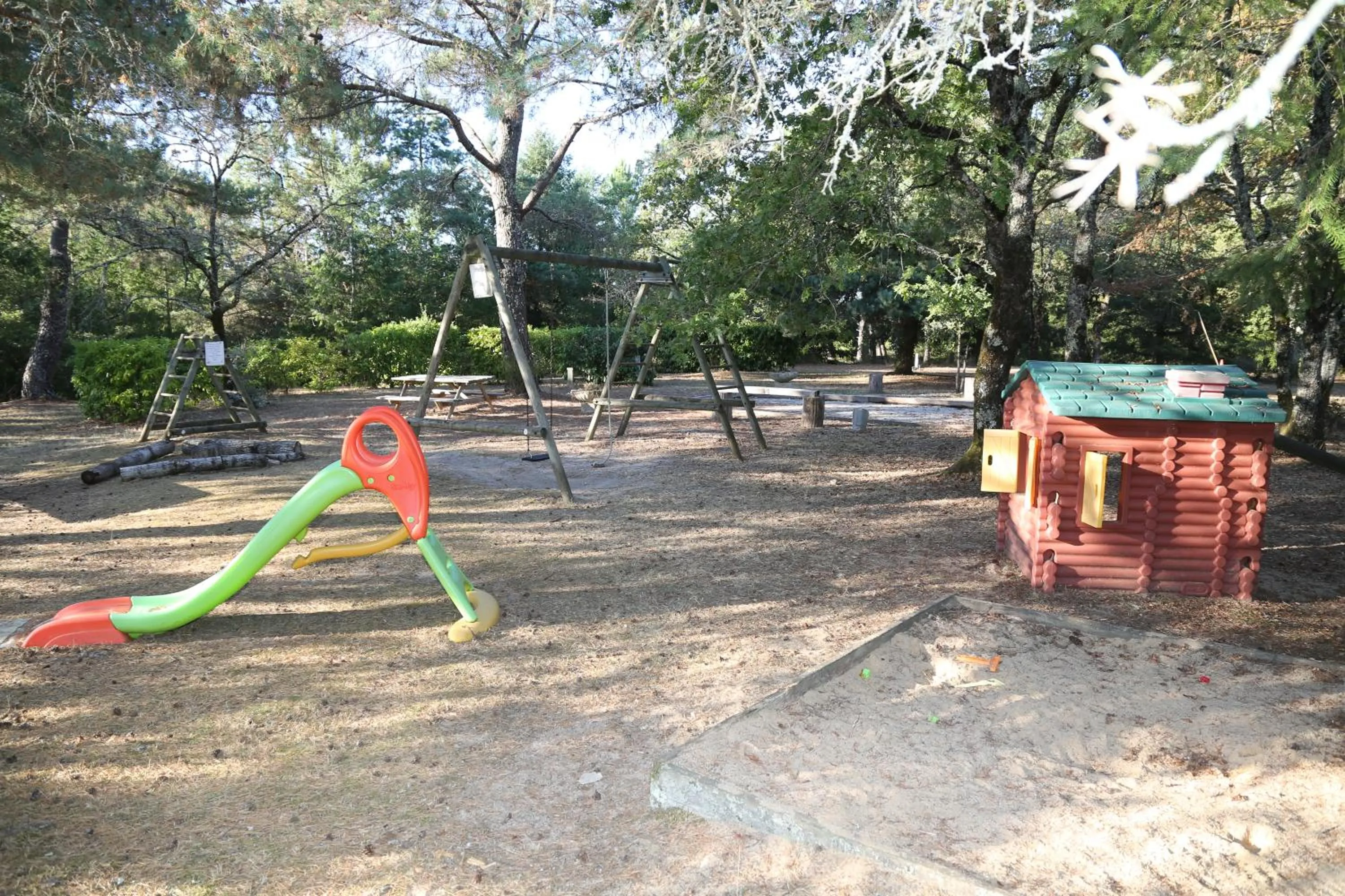 Children play ground in Logis hotel-restaurant les collines 59 route des crêtes