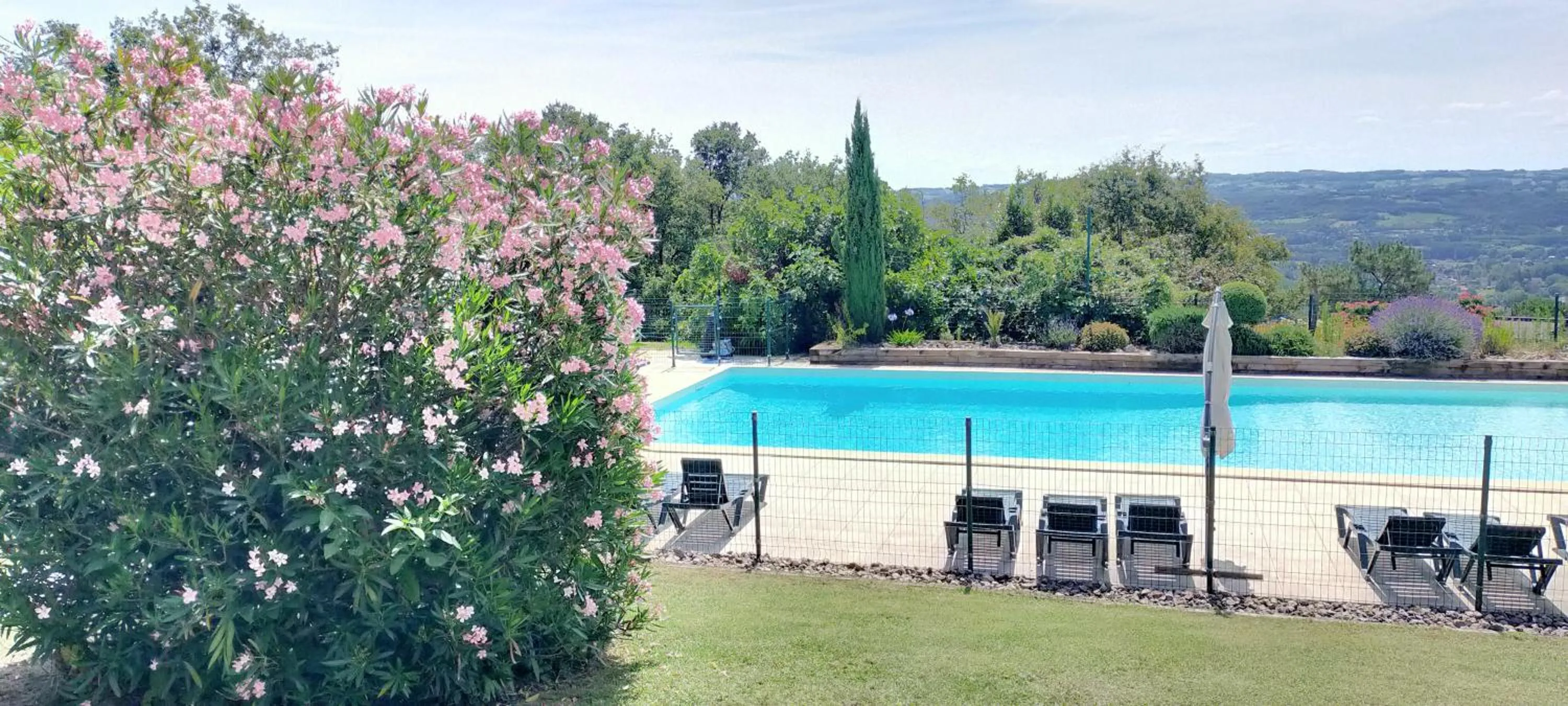 Logis hotel-restaurant les collines 59 route des crêtes