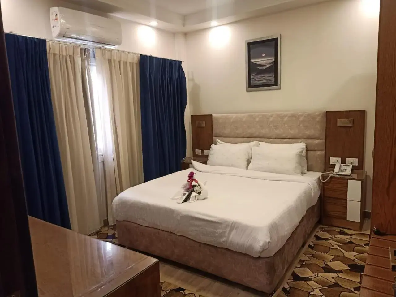 Budget Double Room in Jewel Al Nasr Hotel & Apartments Budget Double Room in Jewel Al Nasr Hotel & Apartments