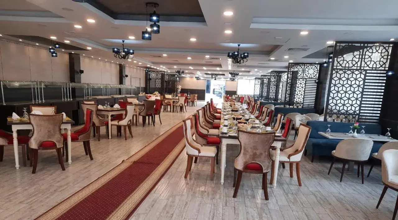 Restaurant/places to eat in Jewel Al Nasr Hotel & Apartments Restaurant/places to eat in Jewel Al Nasr Hotel & Apartments