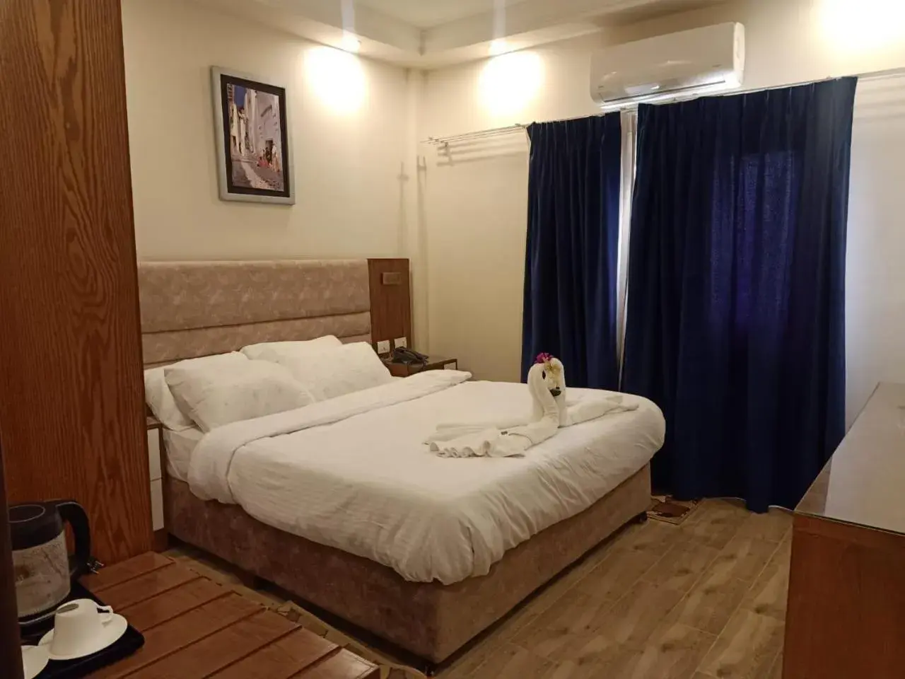 Bed in Jewel Al Nasr Hotel & Apartments Bed in Jewel Al Nasr Hotel & Apartments