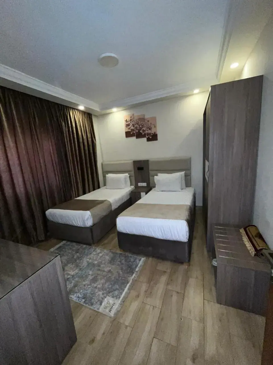 Bed in Jewel Al Nasr Hotel & Apartments Bed in Jewel Al Nasr Hotel & Apartments