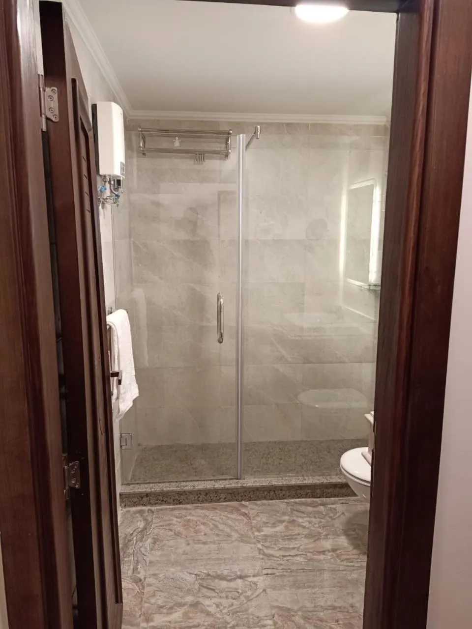 Bathroom in Jewel Al Nasr Hotel & Apartments
