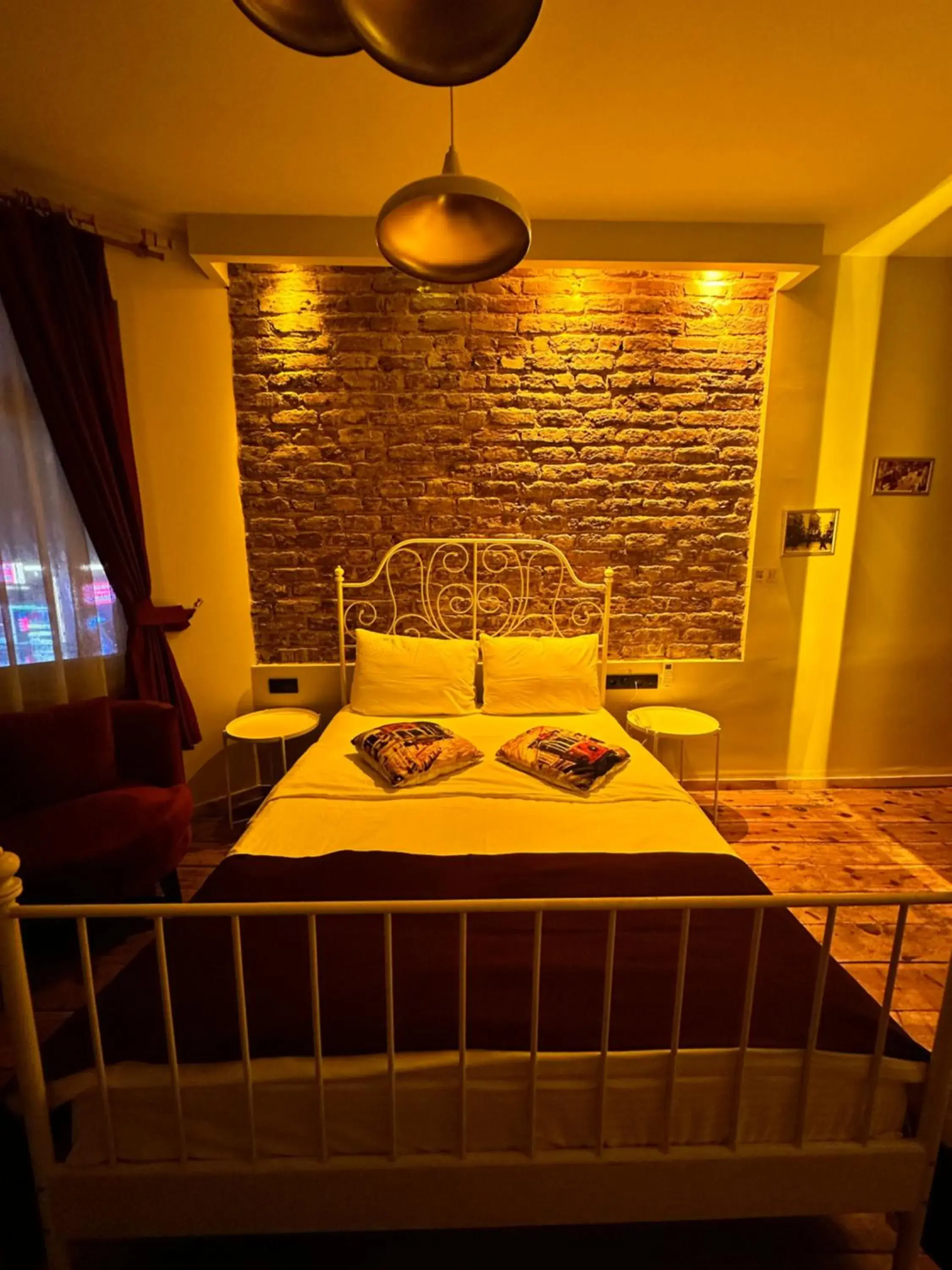 Standard Double Room in Corner Hot Standard Double Room in Corner Hot