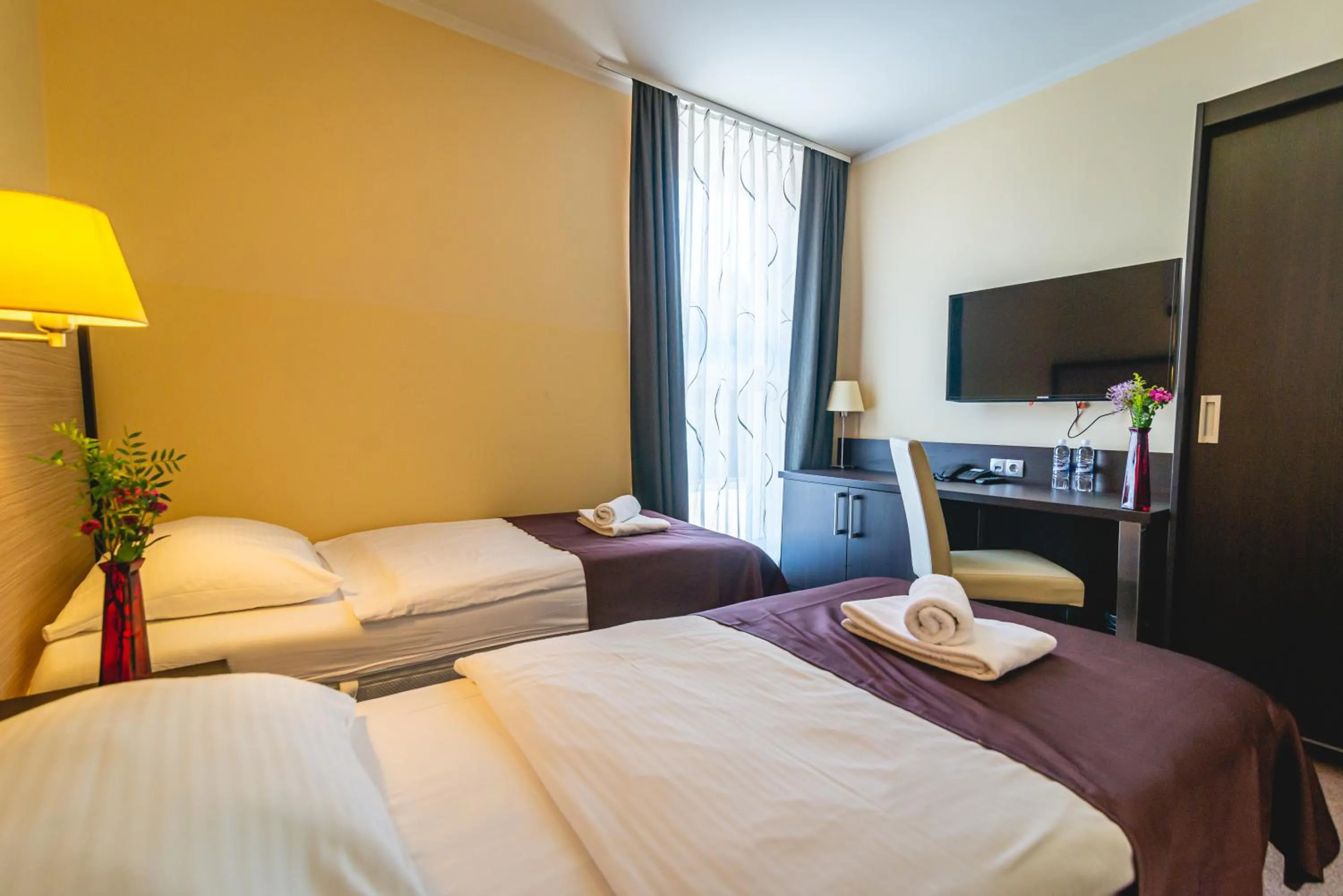 Photo of the whole room, Bed in Casino & Hotel ADMIRAL Ptuj