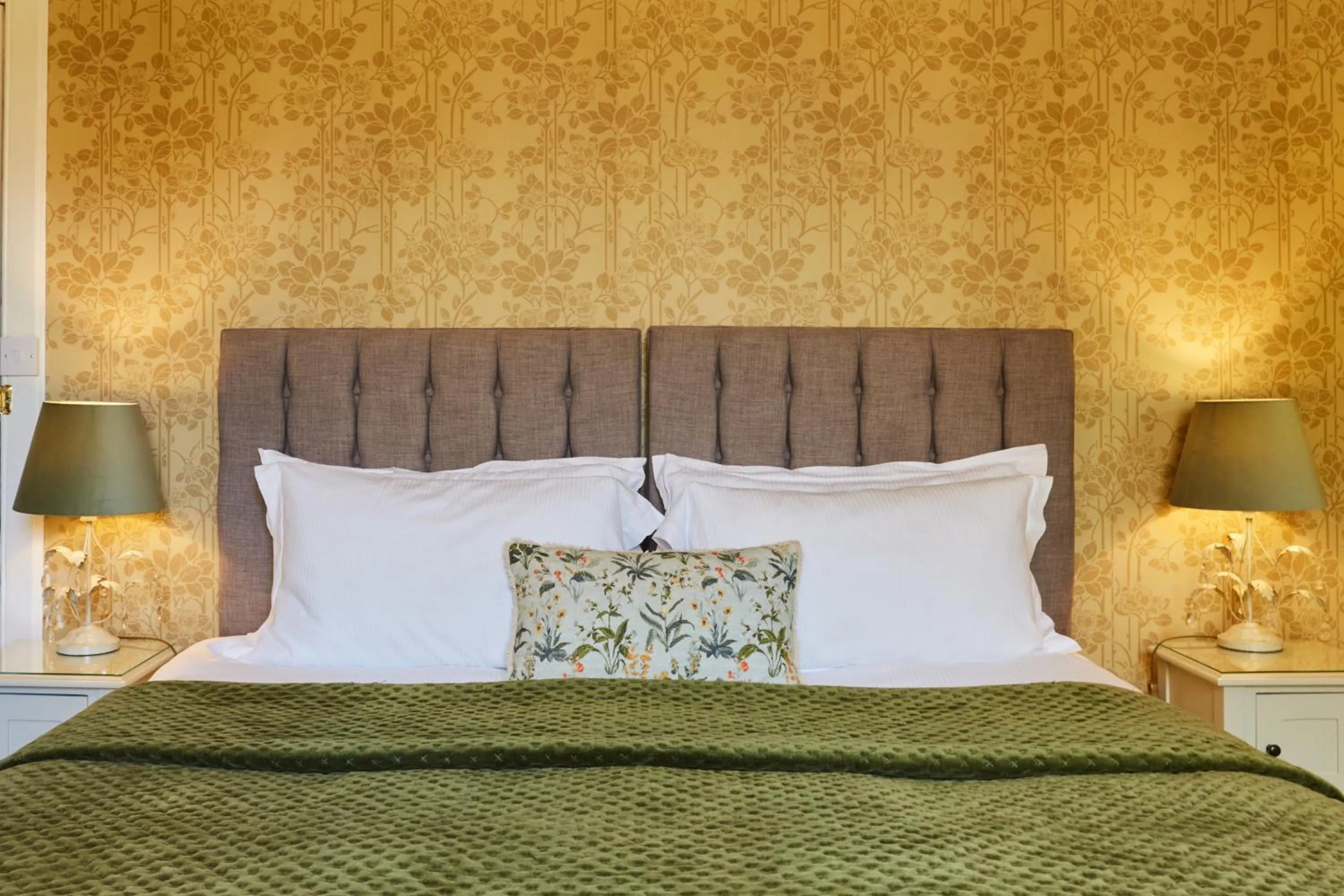 Bed in Merlindale