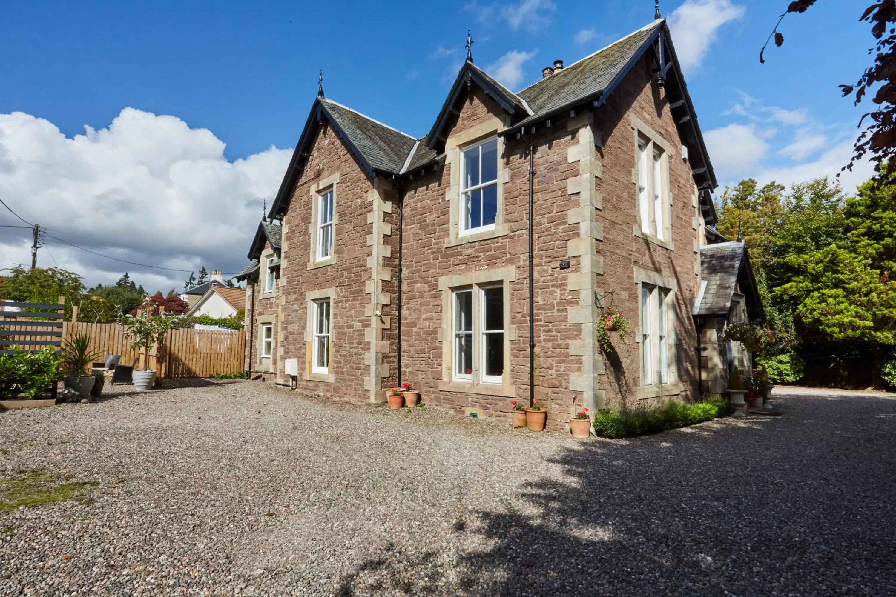 Property building in Merlindale