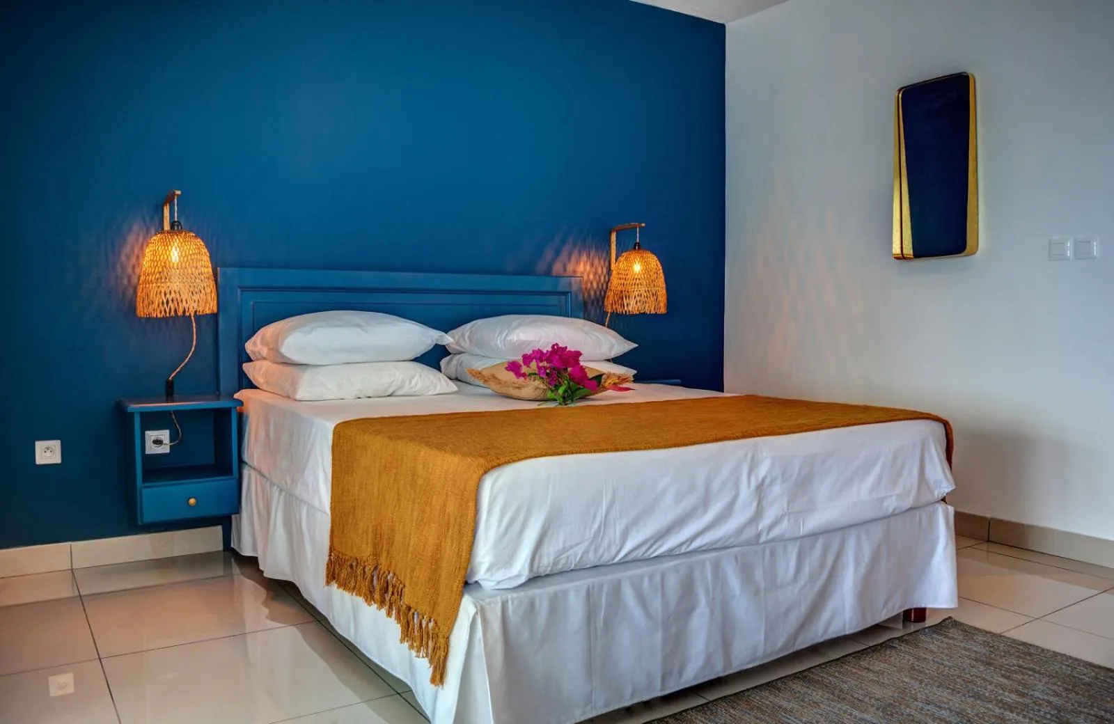 Bed in Hotel Pelican