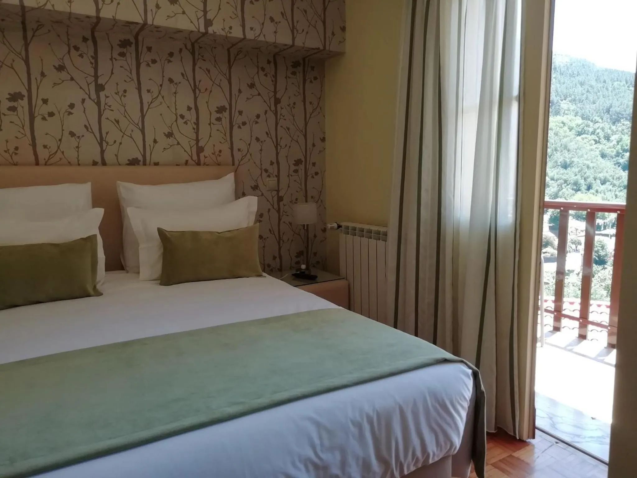 Bed in Adelaide Hotel