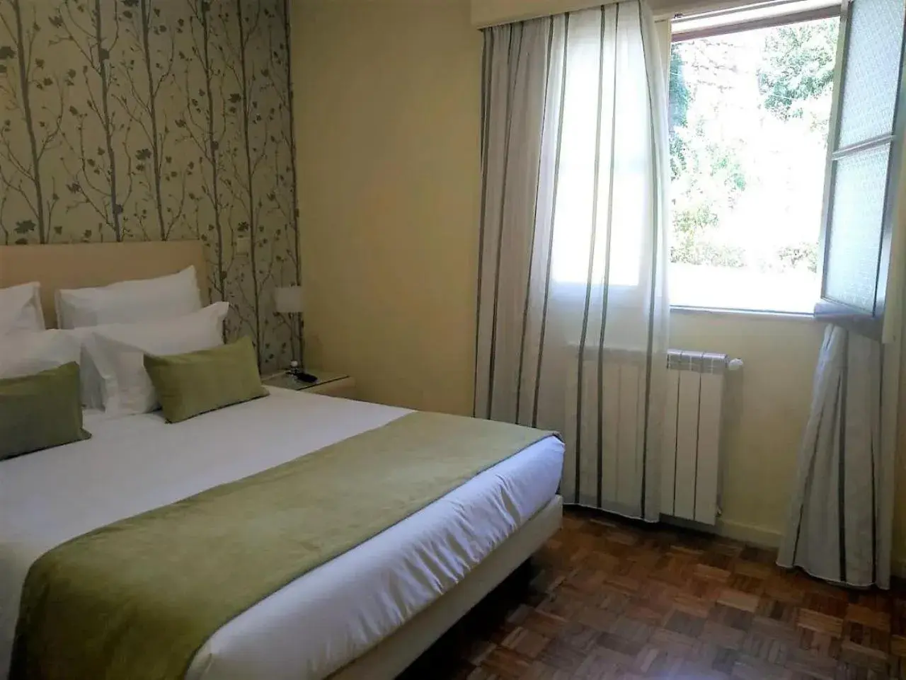 Double Room in Adelaide Hotel Double Room in Adelaide Hotel