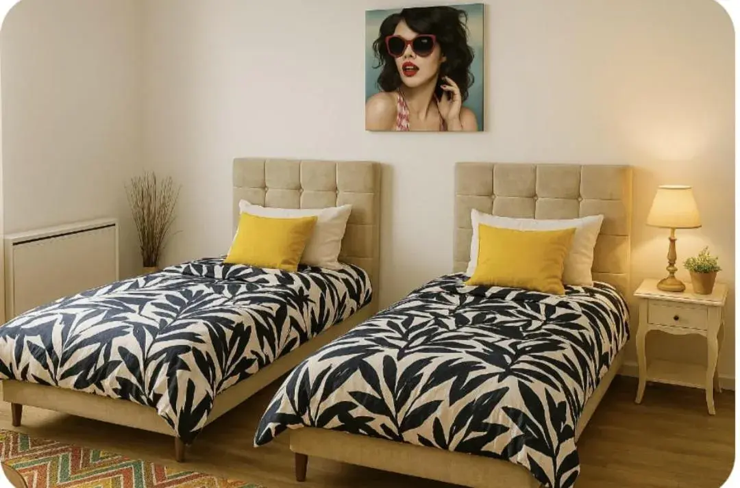 Twin Room with Private Bathroom in "Aux Portes de CDG" Twin Room with Private Bathroom in "Aux Portes de CDG"