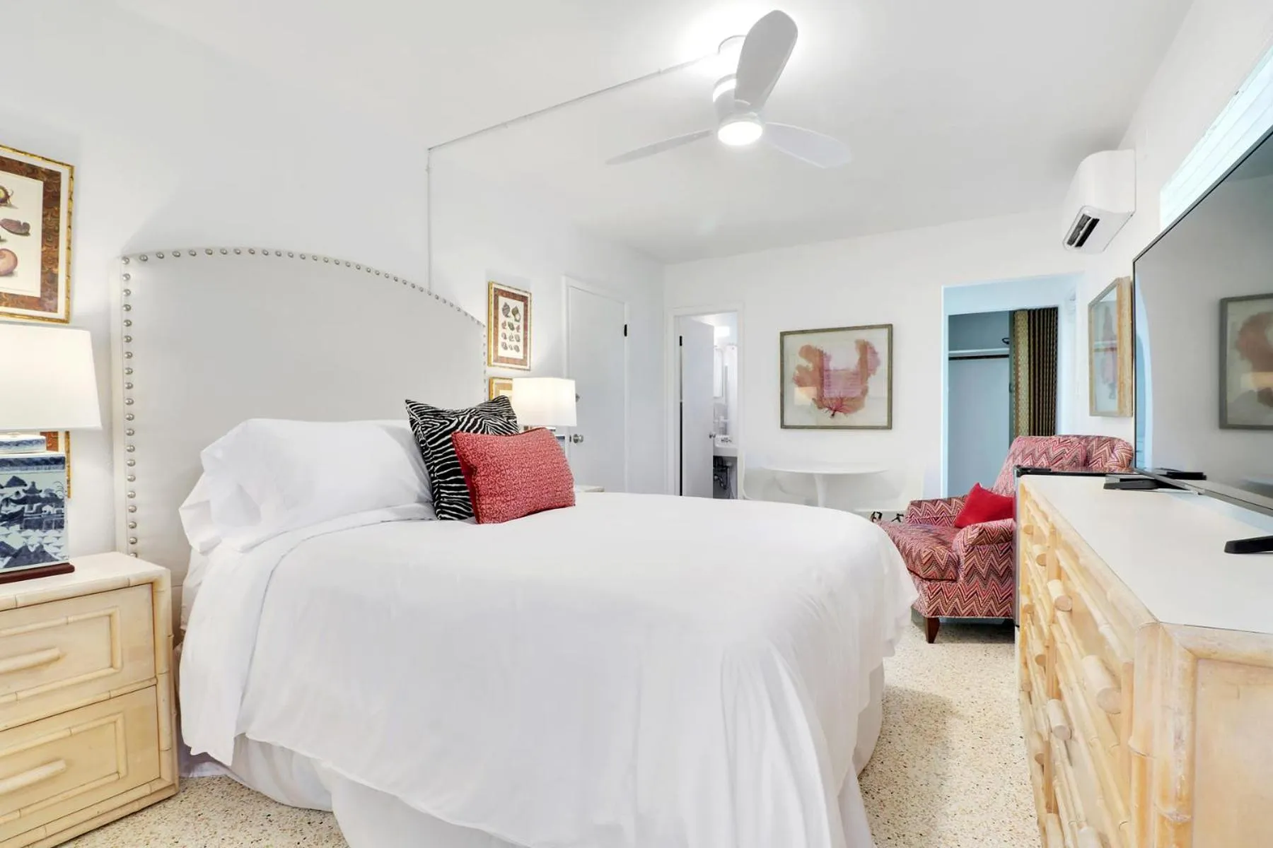 Bedroom, Bed in The Gondolier Inn