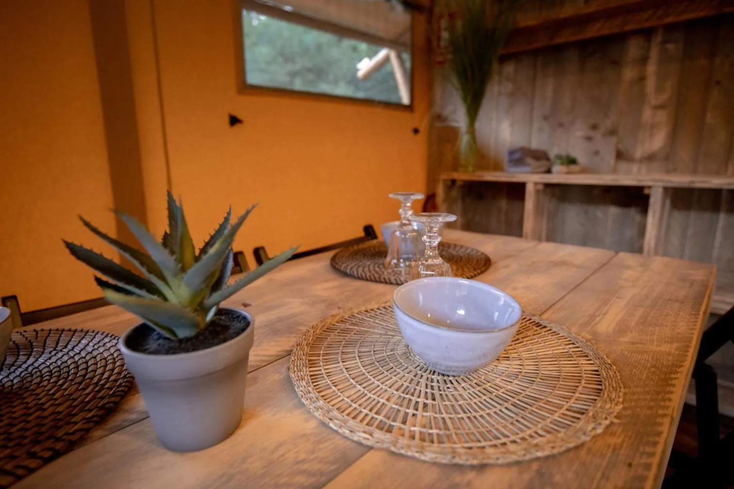 Dining area in Glamping Can Bora Lodges