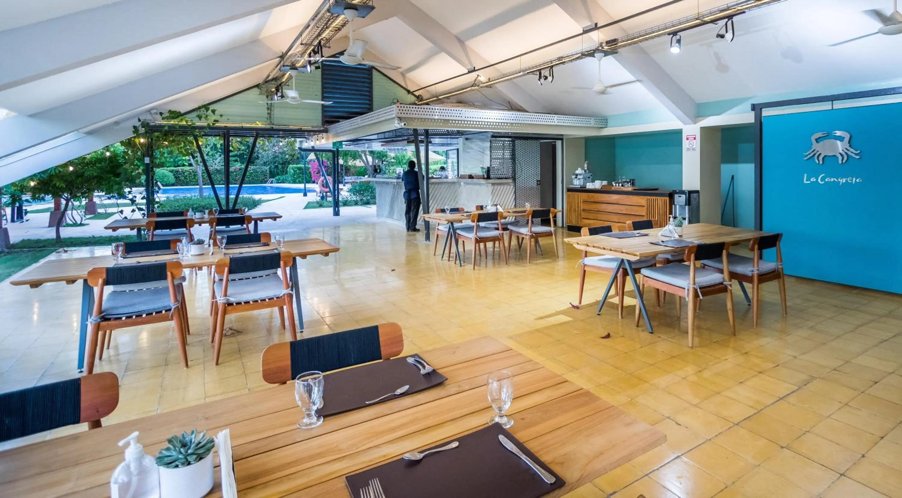 Restaurant/places to eat in OPacifico Hotel Boutique