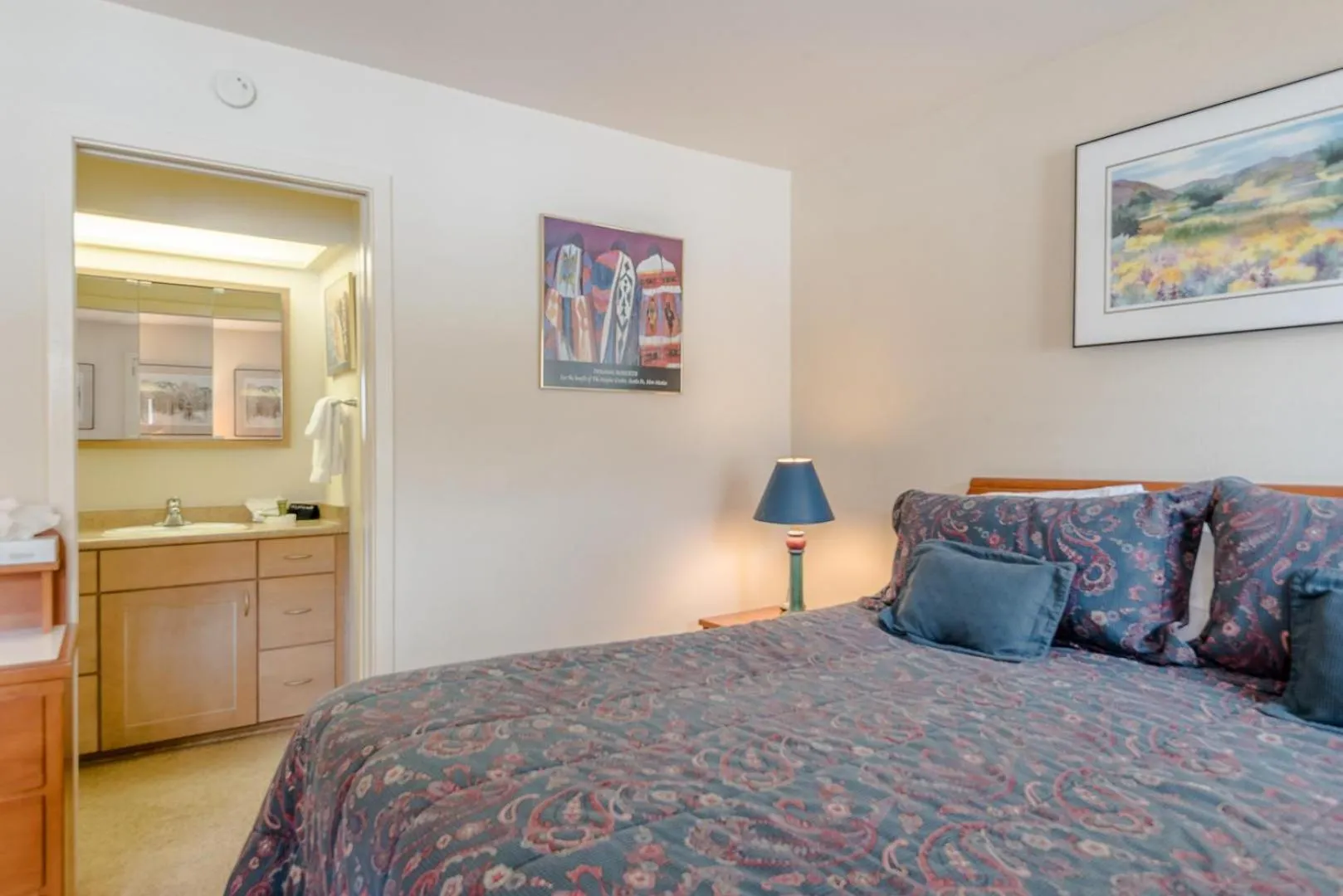 Bed in Cottonwood Condo 1411