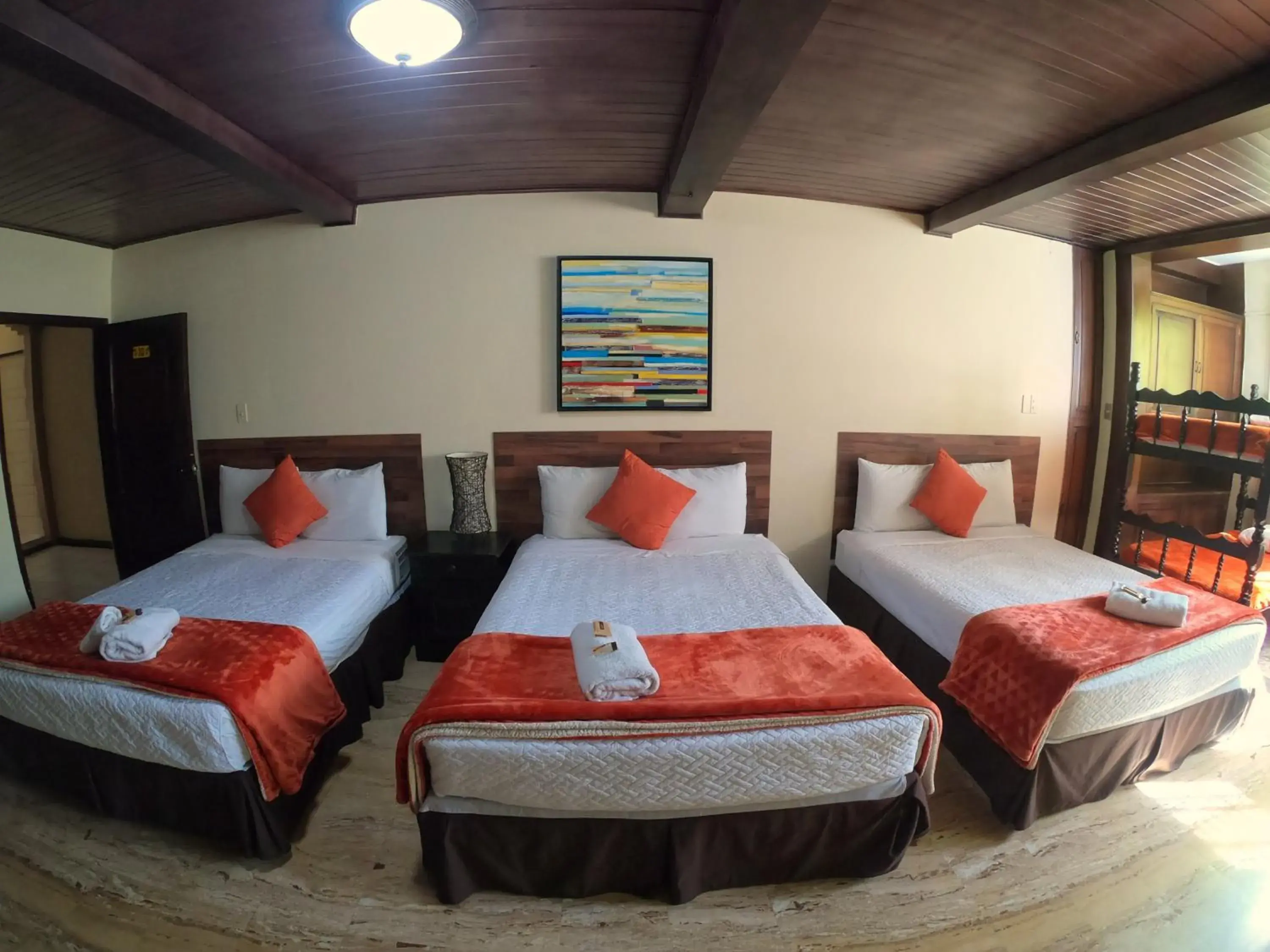 Family Room with Private Bathroom in Hotel Don Felipe Family Room with Private Bathroom in Hotel Don Felipe