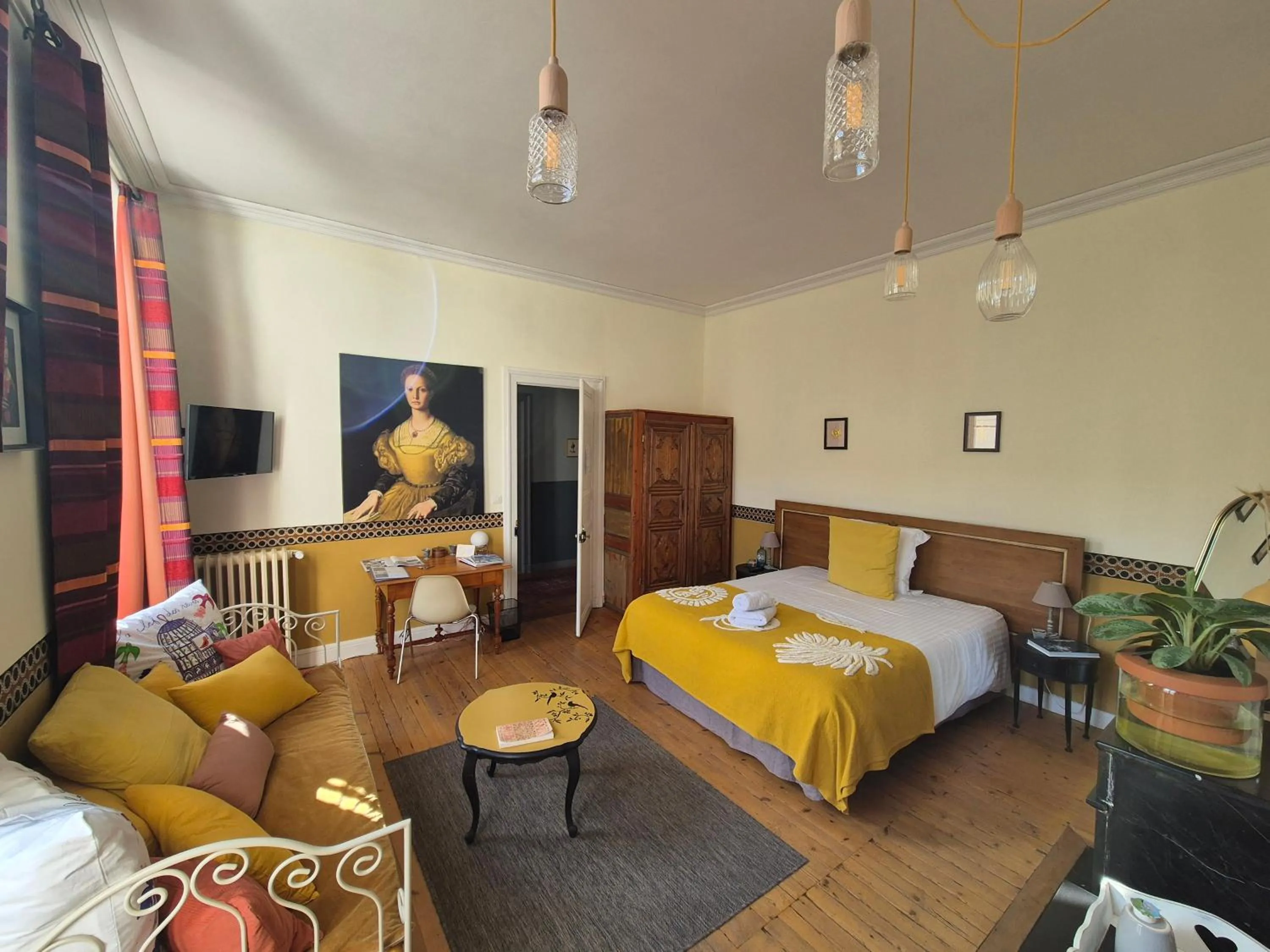 Bed in H de Surgères