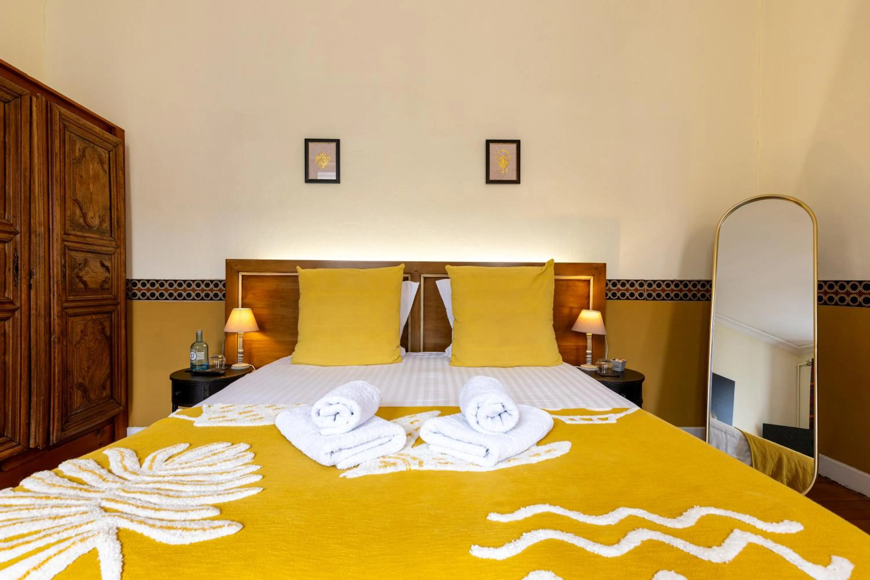 Bed in H de Surgères