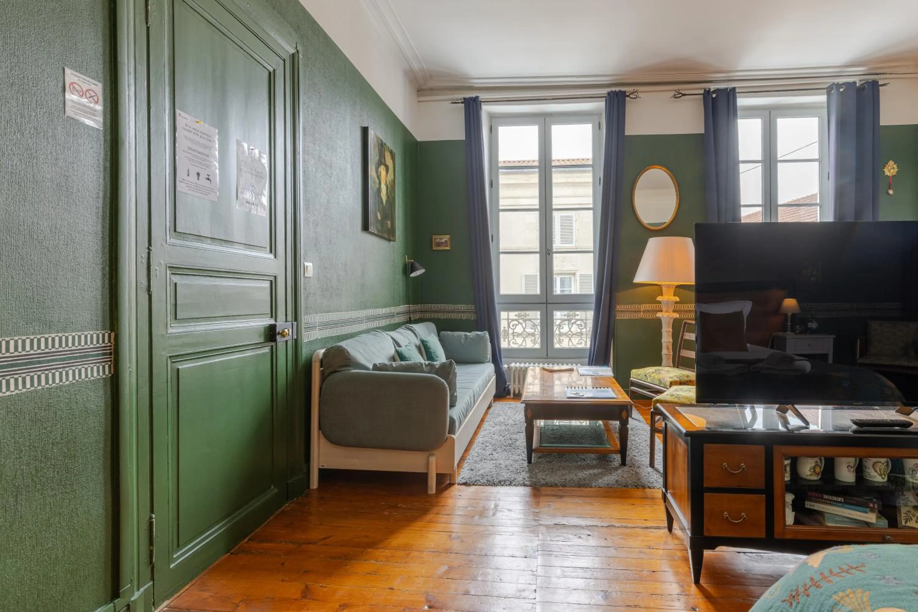 TV and multimedia in H de Surgères