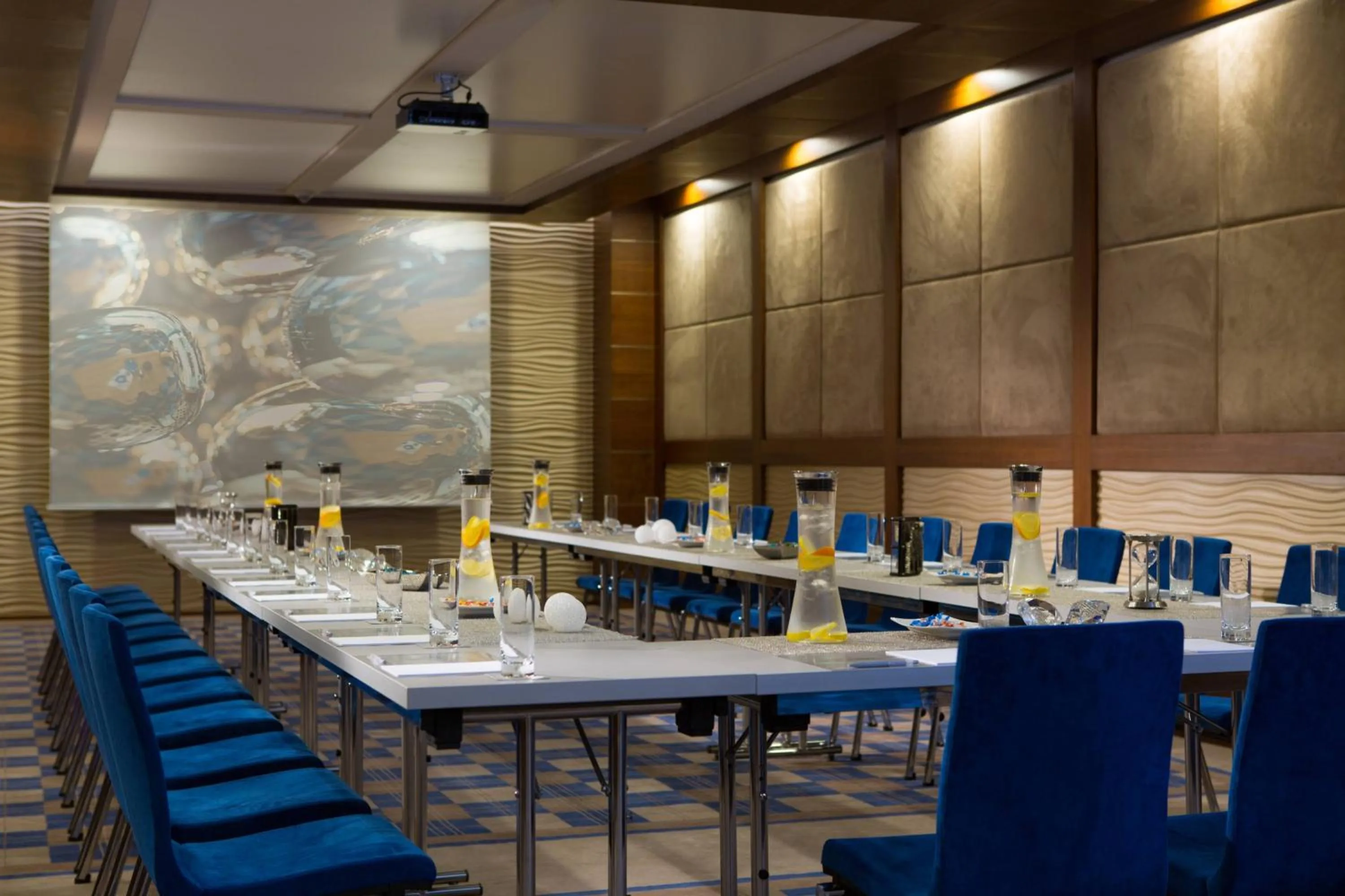 Meeting/conference room in Renaissance Izmir Hotel