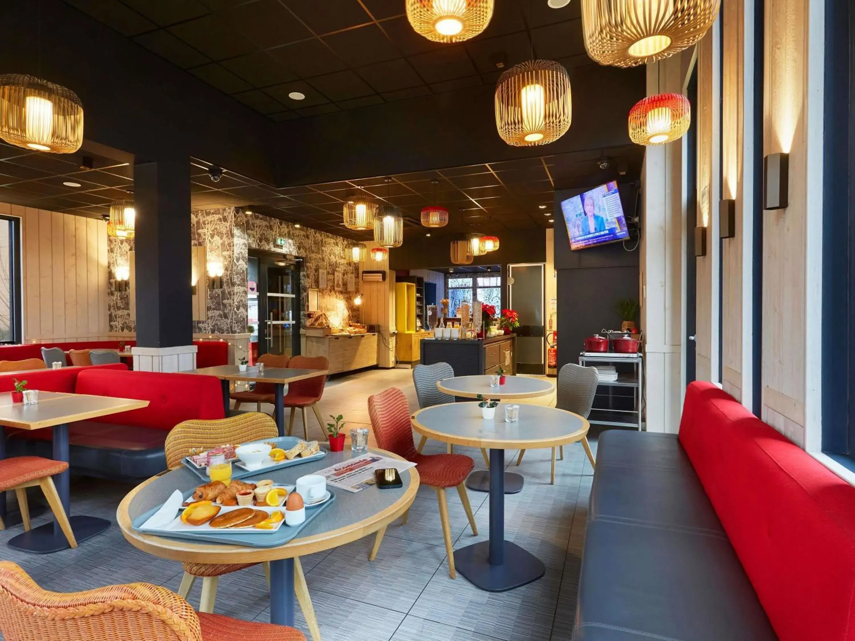 Property building in Ibis Sallanches Porte du MontBlanc Property building in Ibis Sallanches Porte du MontBlanc