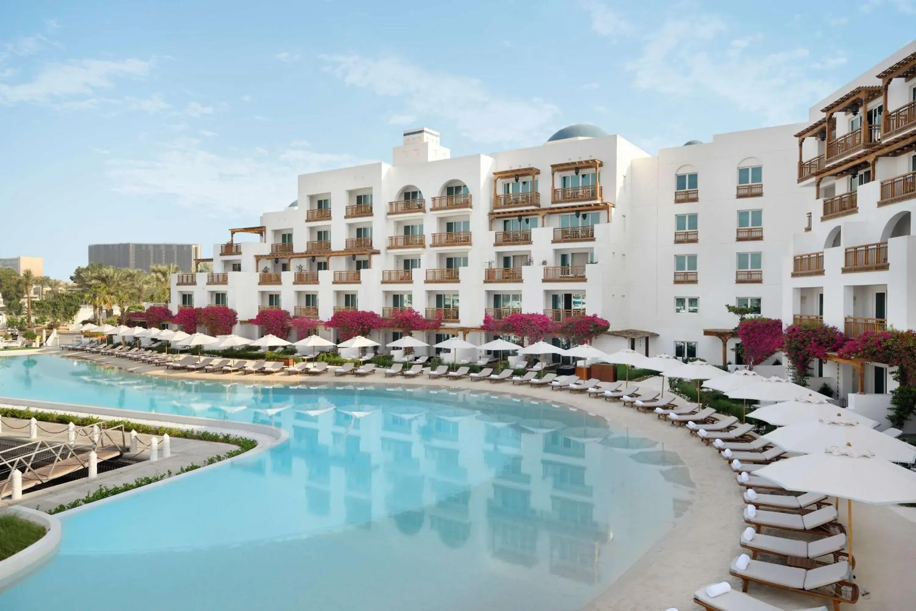 Swimming pool in Park Hyatt Dubai Swimming pool in Park Hyatt Dubai