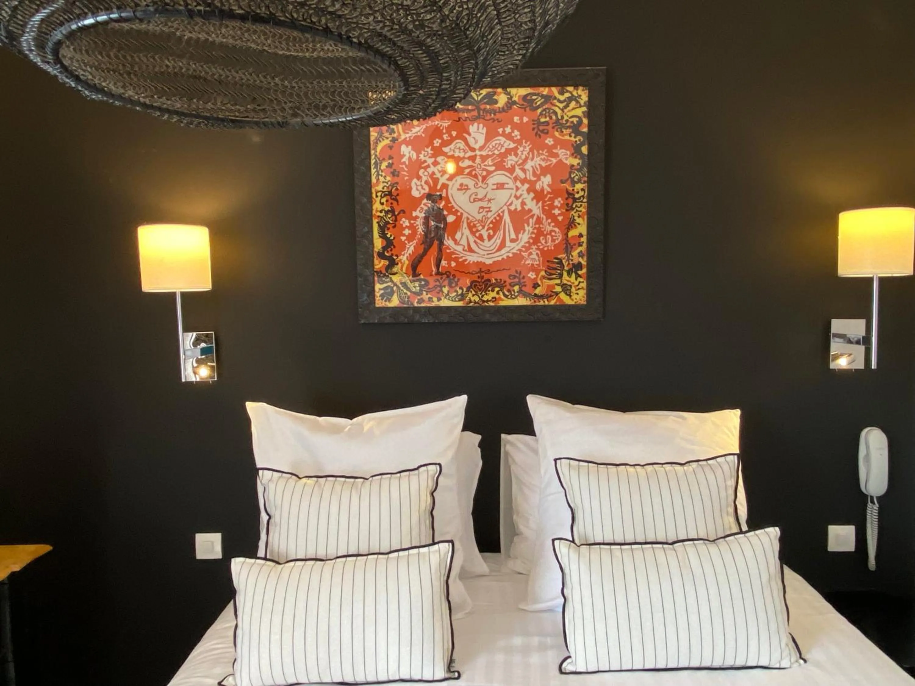 Bed in Hôtel Le Neptune en Camargue