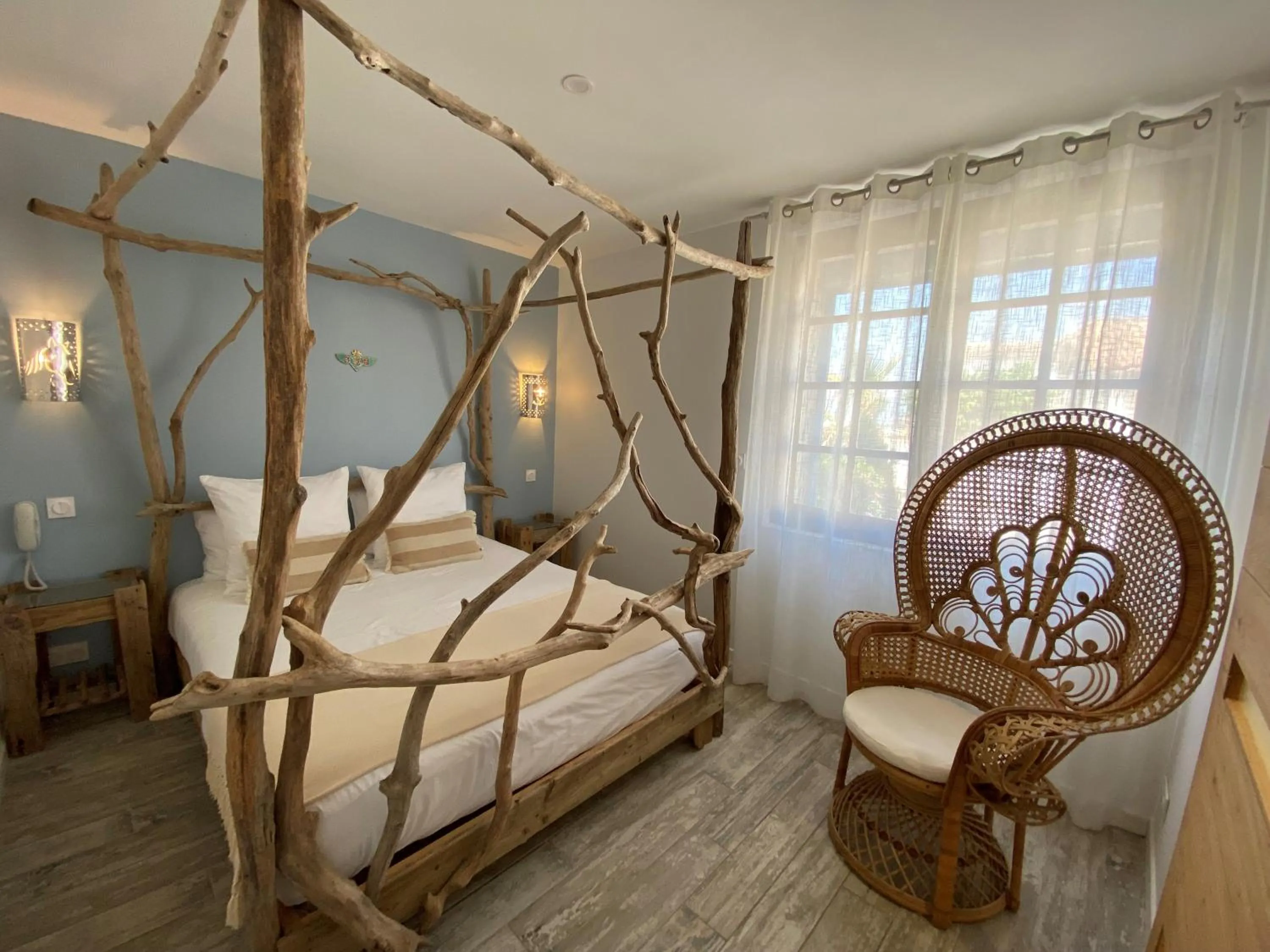 Bed in Hôtel Le Neptune en Camargue