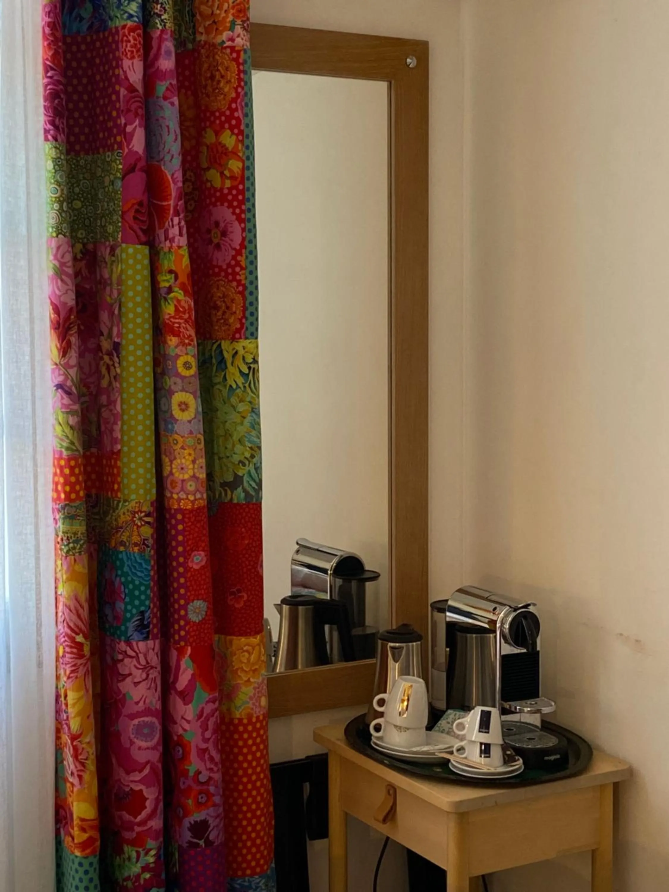 Coffee/tea facilities in Hôtel Le Neptune en Camargue