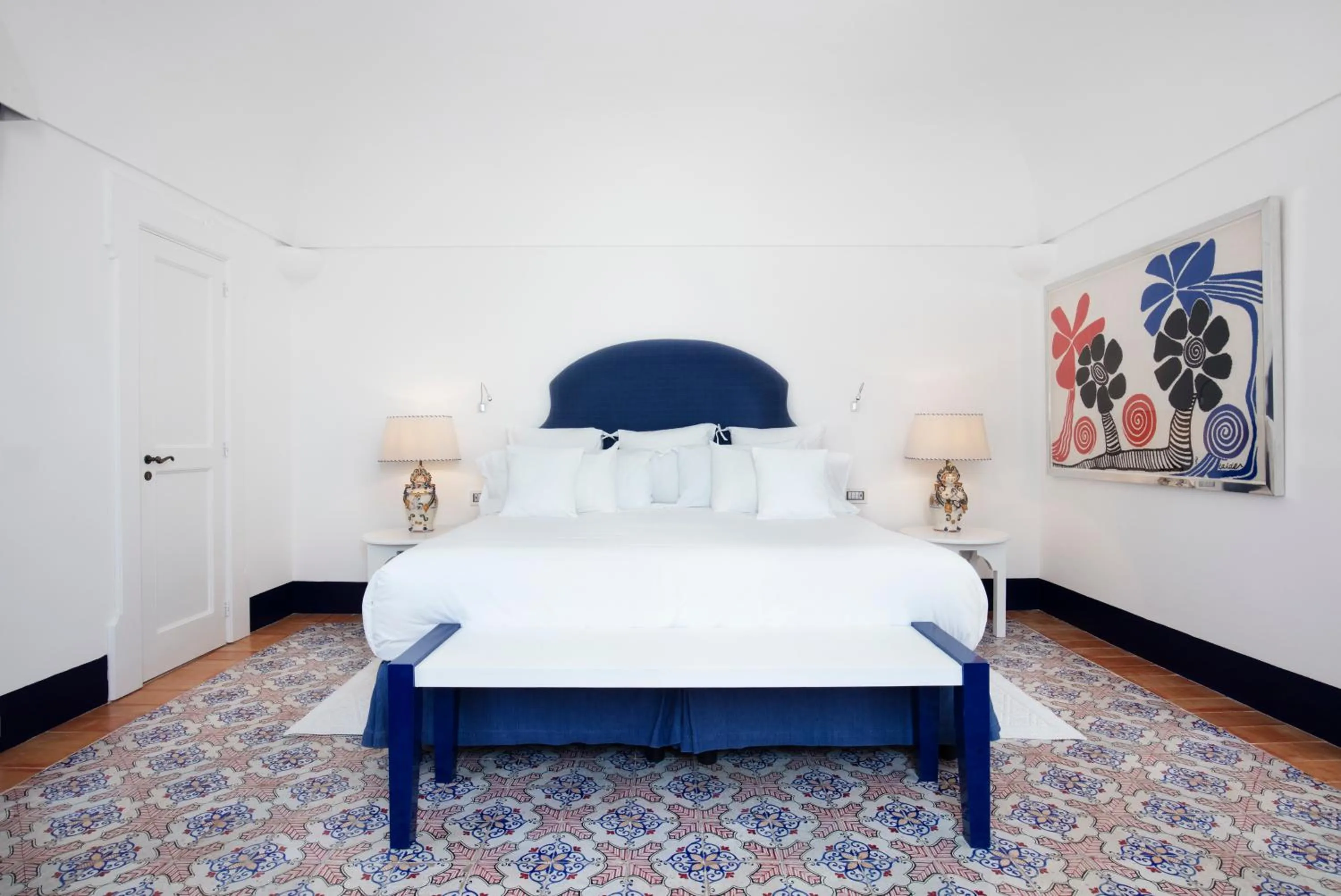 Bedroom, Bed in Villa Treville