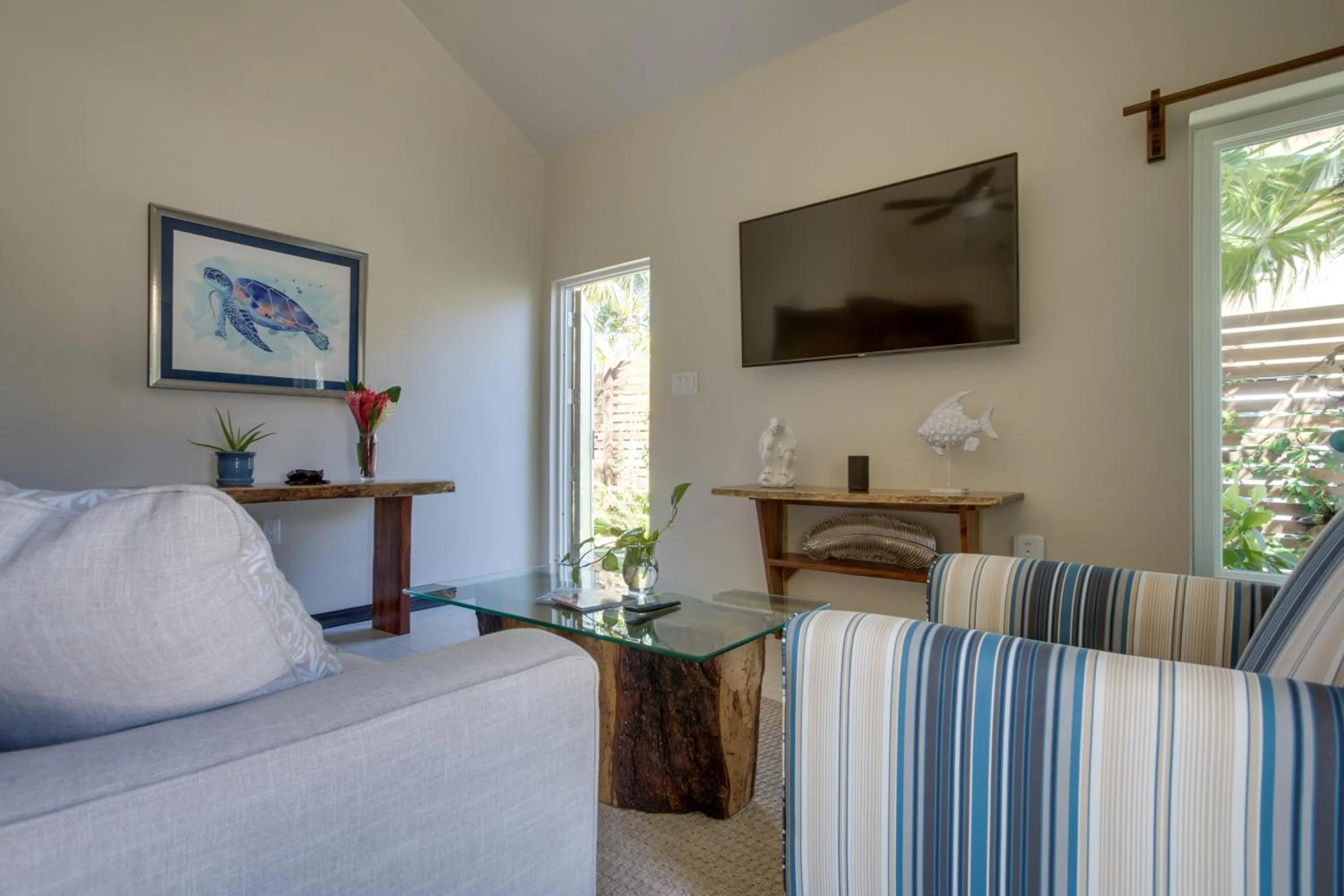 Living room, Bed in Sirenian Bay Resort -Villas & All Inclusive Bungalows