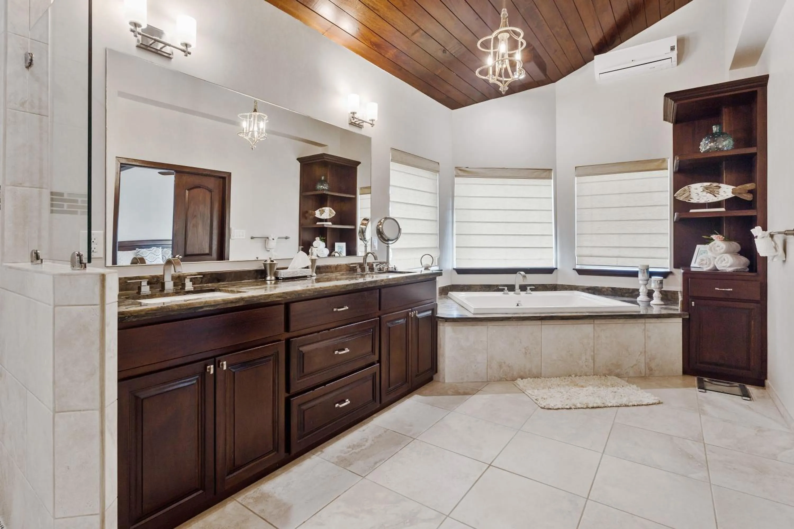 Bathroom in Sirenian Bay Resort -Villas & All Inclusive Bungalows
