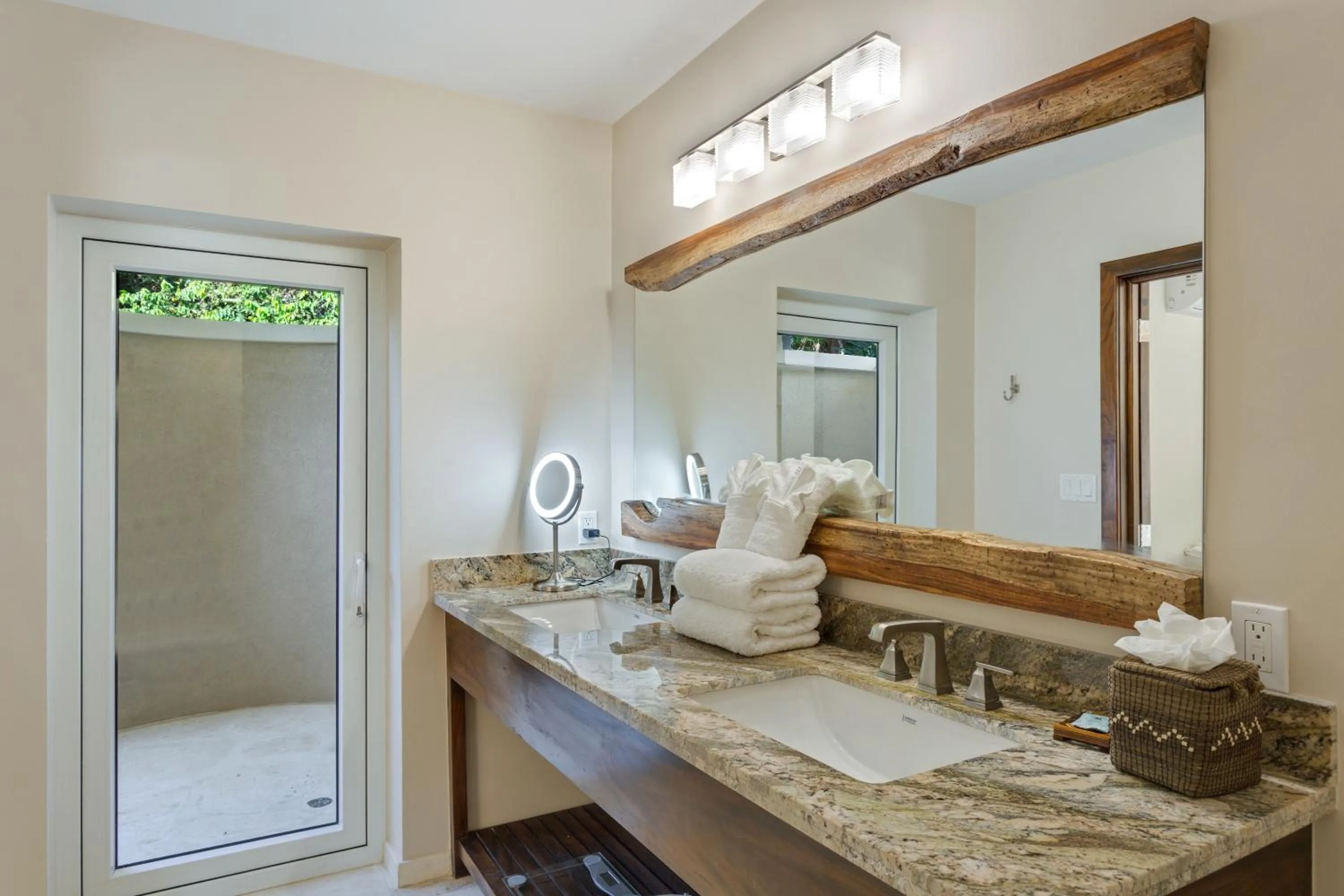 Bathroom in Sirenian Bay Resort -Villas & All Inclusive Bungalows