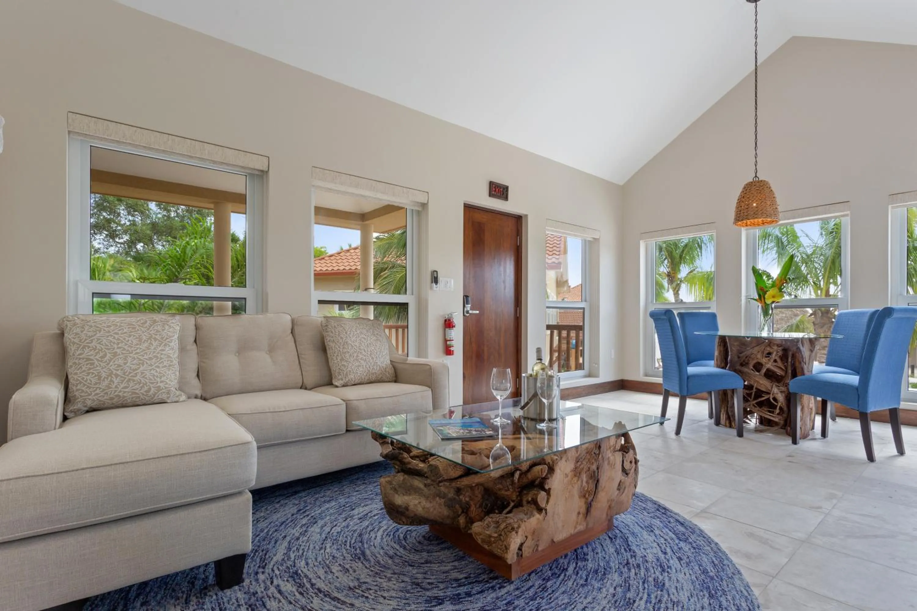 Living room in Sirenian Bay Resort -Villas & All Inclusive Bungalows