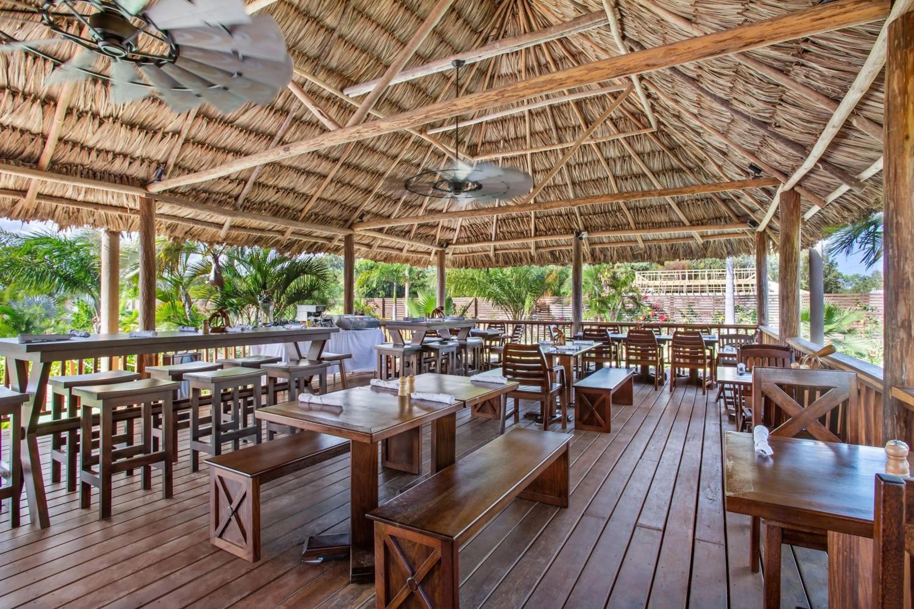 Restaurant/places to eat in Sirenian Bay Resort -Villas & All Inclusive Bungalows