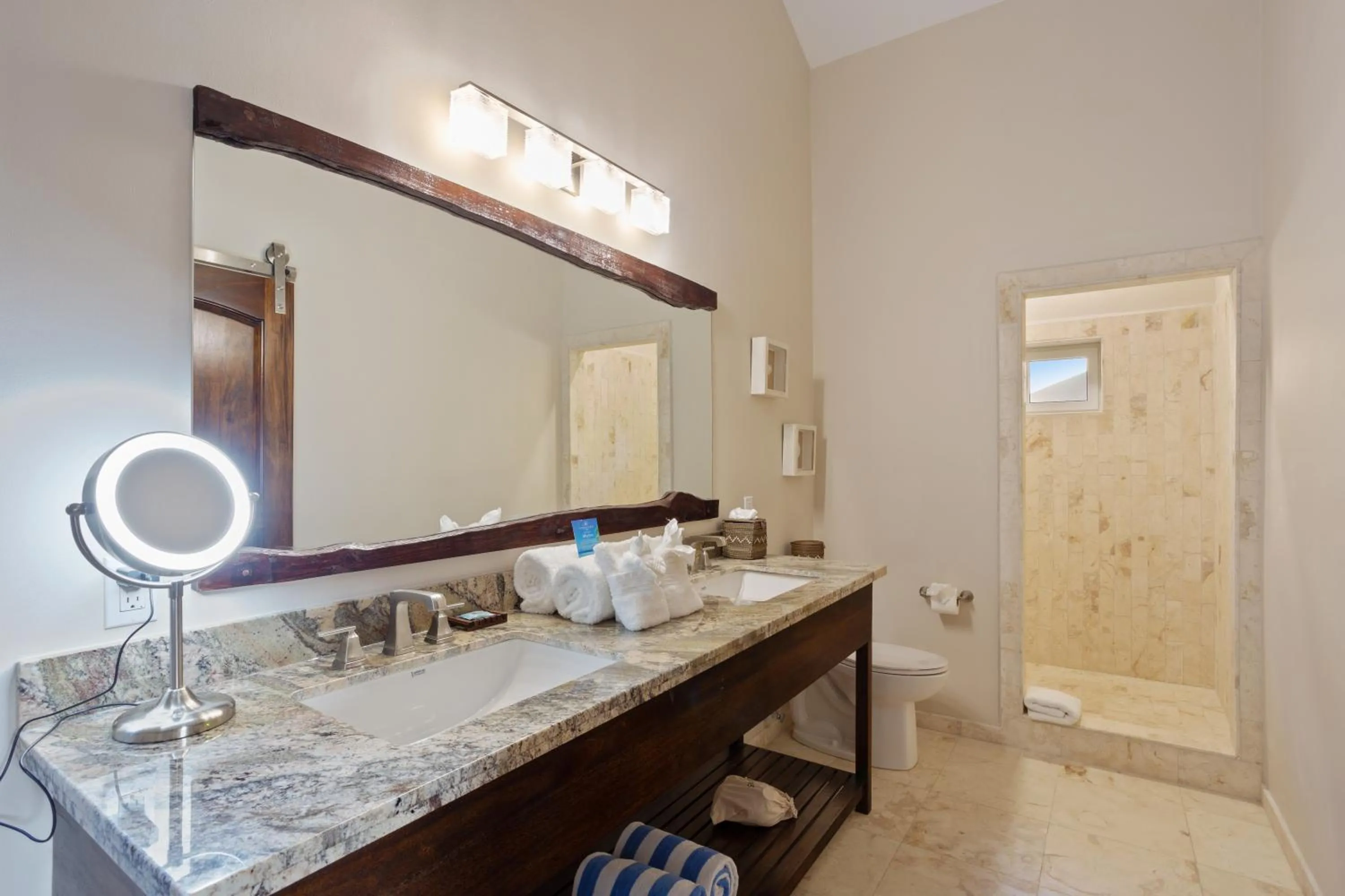 Bathroom in Sirenian Bay Resort -Villas & All Inclusive Bungalows