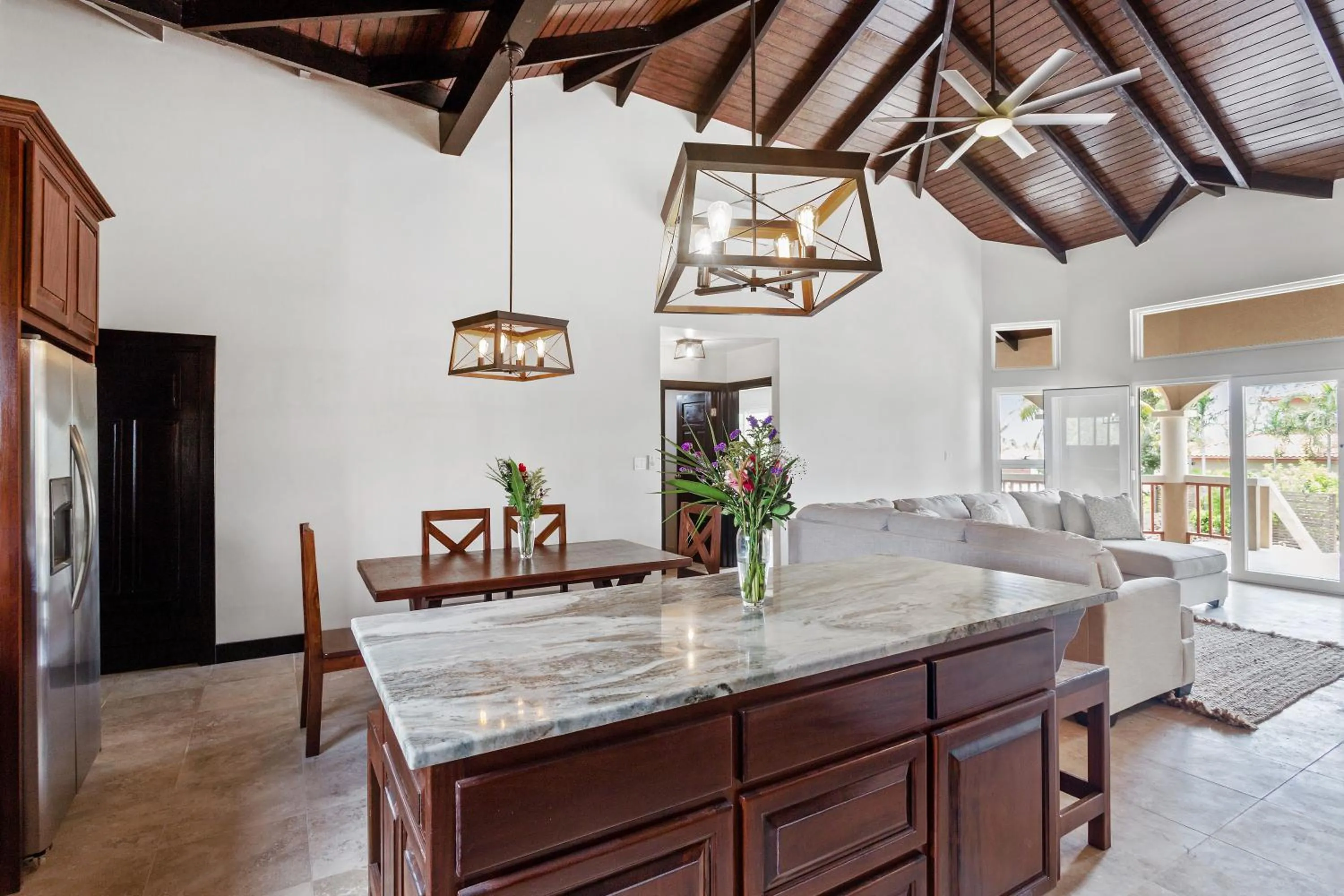 Dining area in Sirenian Bay Resort -Villas & All Inclusive Bungalows